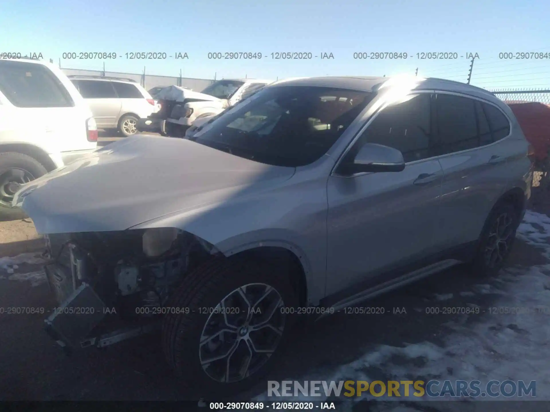 2 Фотография поврежденного автомобиля WBXJG9C07L5P36962 BMW X1 2020