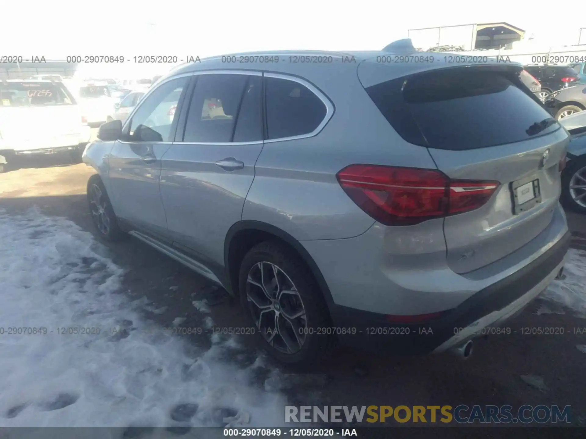 3 Фотография поврежденного автомобиля WBXJG9C07L5P36962 BMW X1 2020