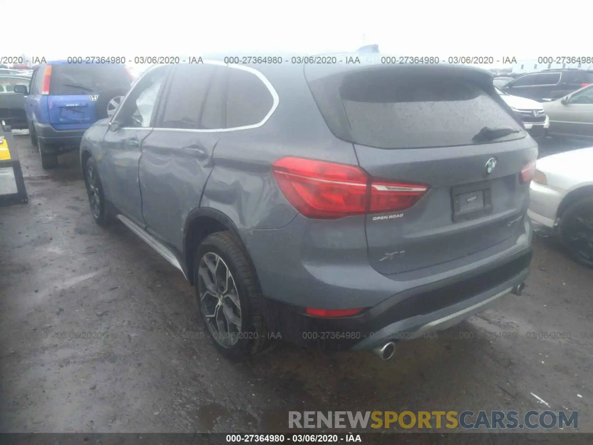 3 Фотография поврежденного автомобиля WBXJG9C07L5P46889 BMW X1 2020