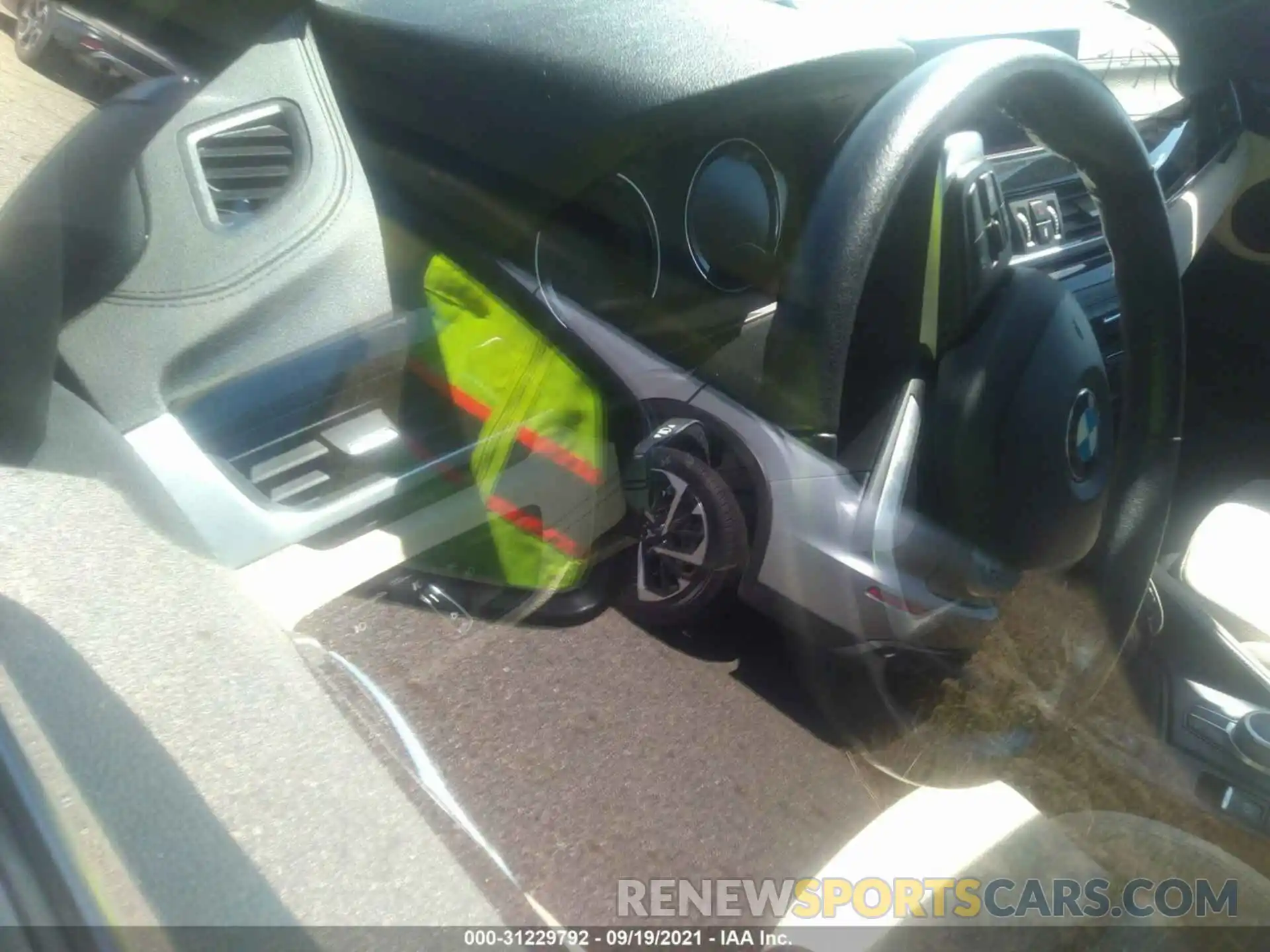 7 Photograph of a damaged car WBXJG9C07L5P50103 BMW X1 2020