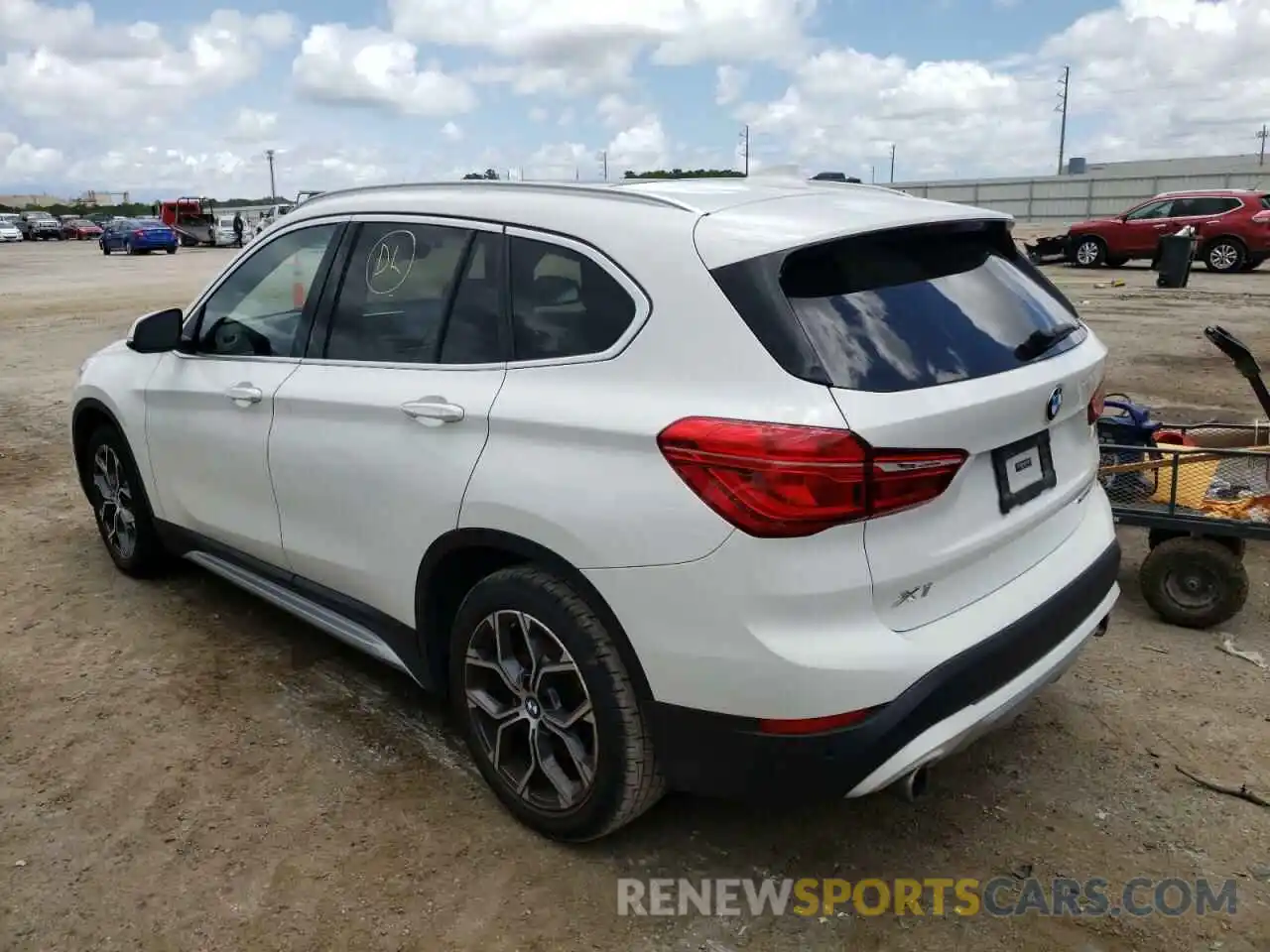 3 Фотография поврежденного автомобиля WBXJG9C07L5P95929 BMW X1 2020