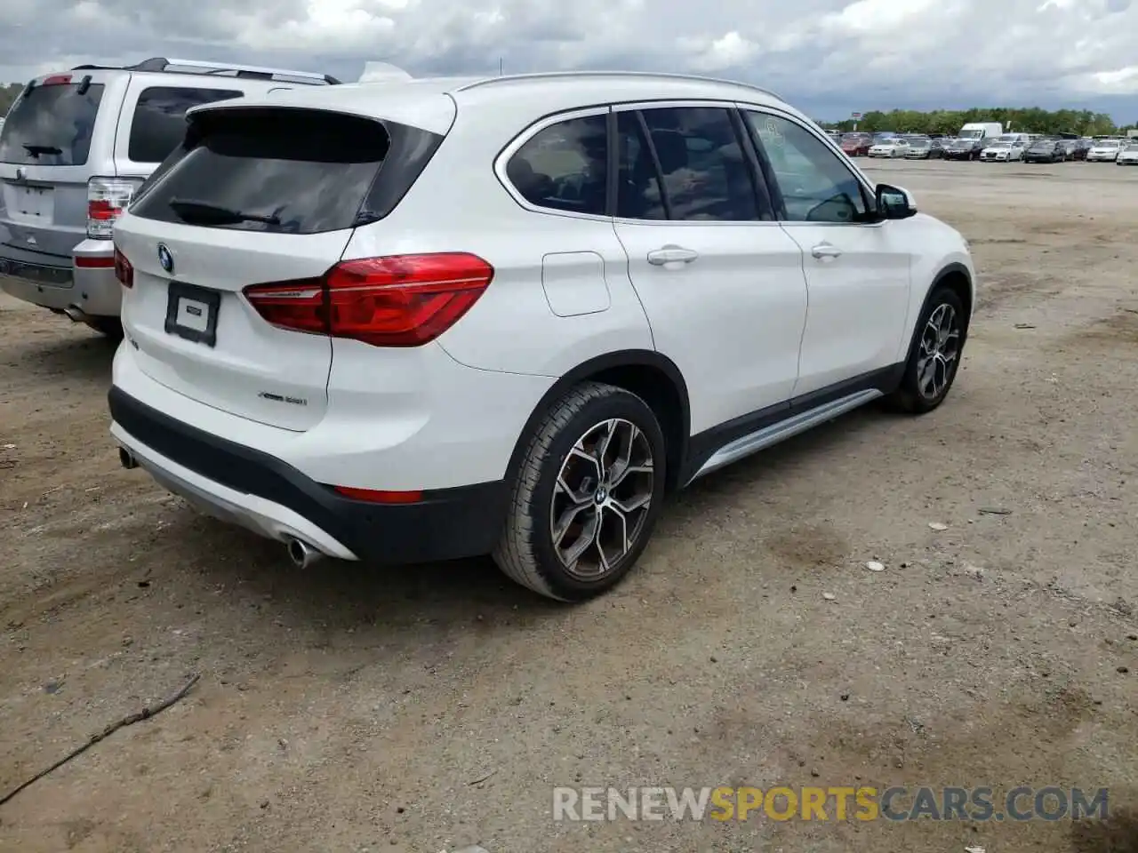 4 Photograph of a damaged car WBXJG9C07L5P95929 BMW X1 2020