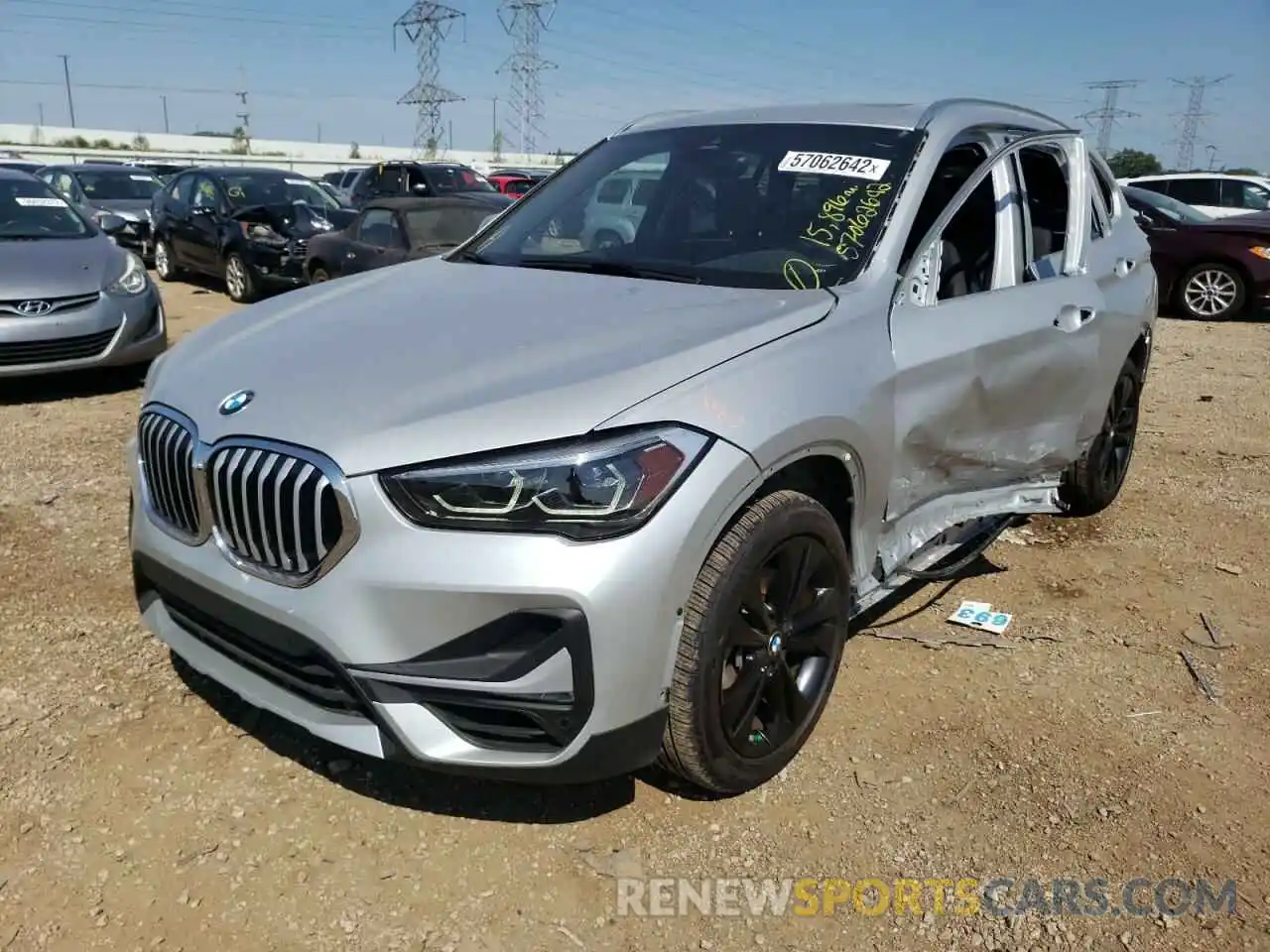 2 Фотография поврежденного автомобиля WBXJG9C07L5R72270 BMW X1 2020