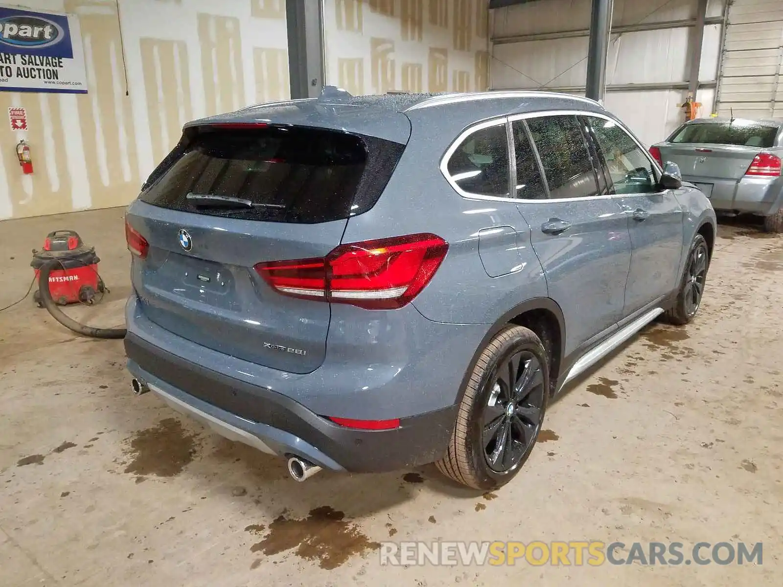 4 Фотография поврежденного автомобиля WBXJG9C08L5P39305 BMW X1 2020