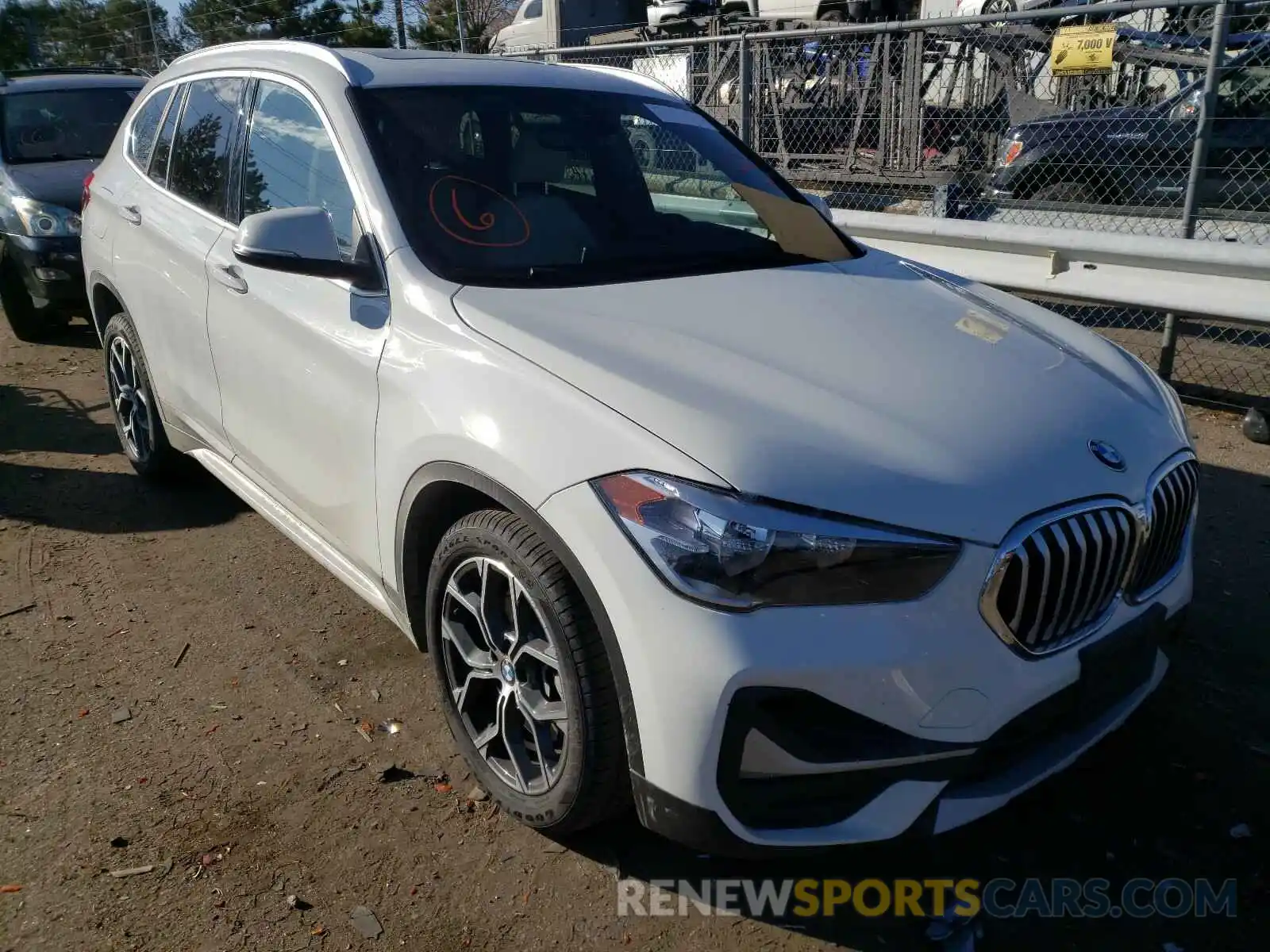 1 Фотография поврежденного автомобиля WBXJG9C08L5P71025 BMW X1 2020