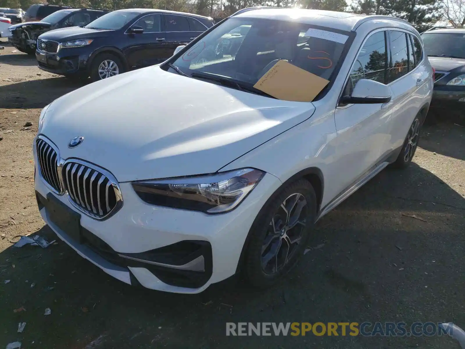 2 Фотография поврежденного автомобиля WBXJG9C08L5P71025 BMW X1 2020