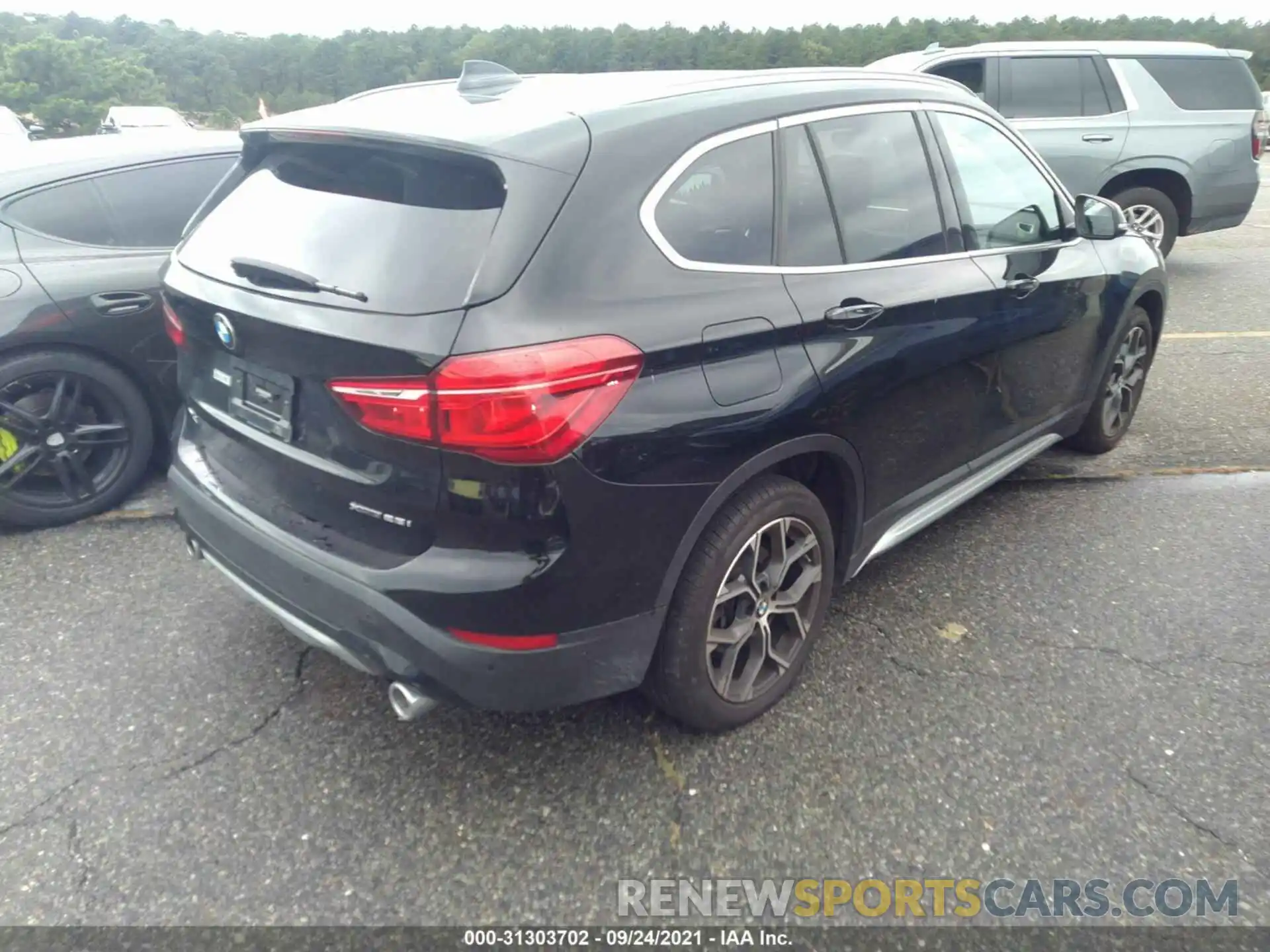 4 Фотография поврежденного автомобиля WBXJG9C08L5R34224 BMW X1 2020