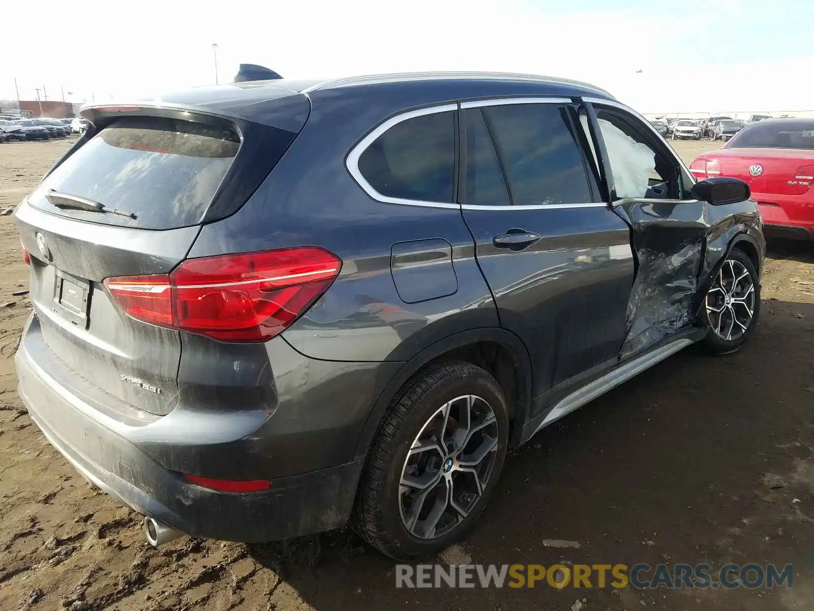 4 Фотография поврежденного автомобиля WBXJG9C08L5R77901 BMW X1 2020