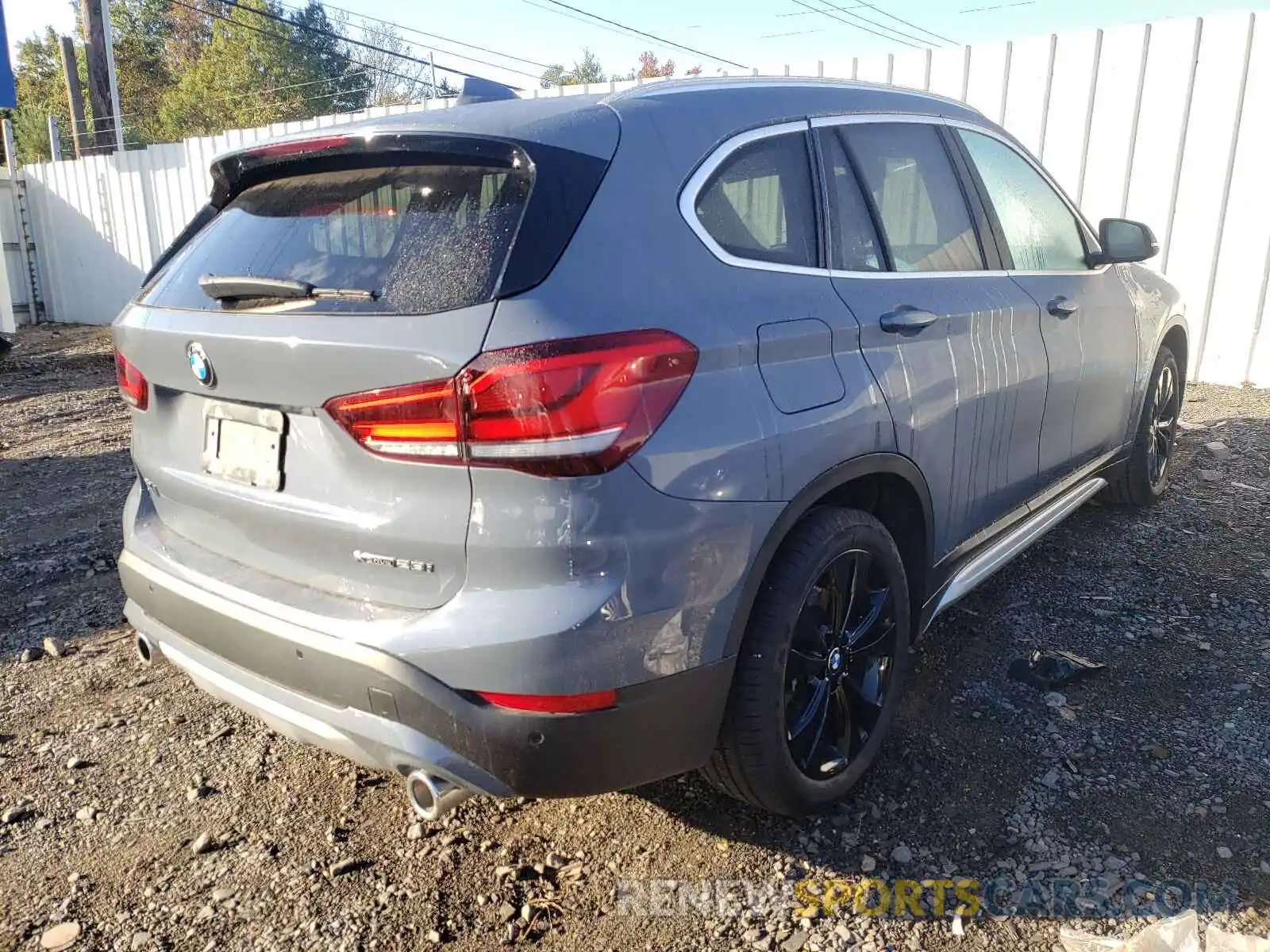 4 Фотография поврежденного автомобиля WBXJG9C09L5P84981 BMW X1 2020