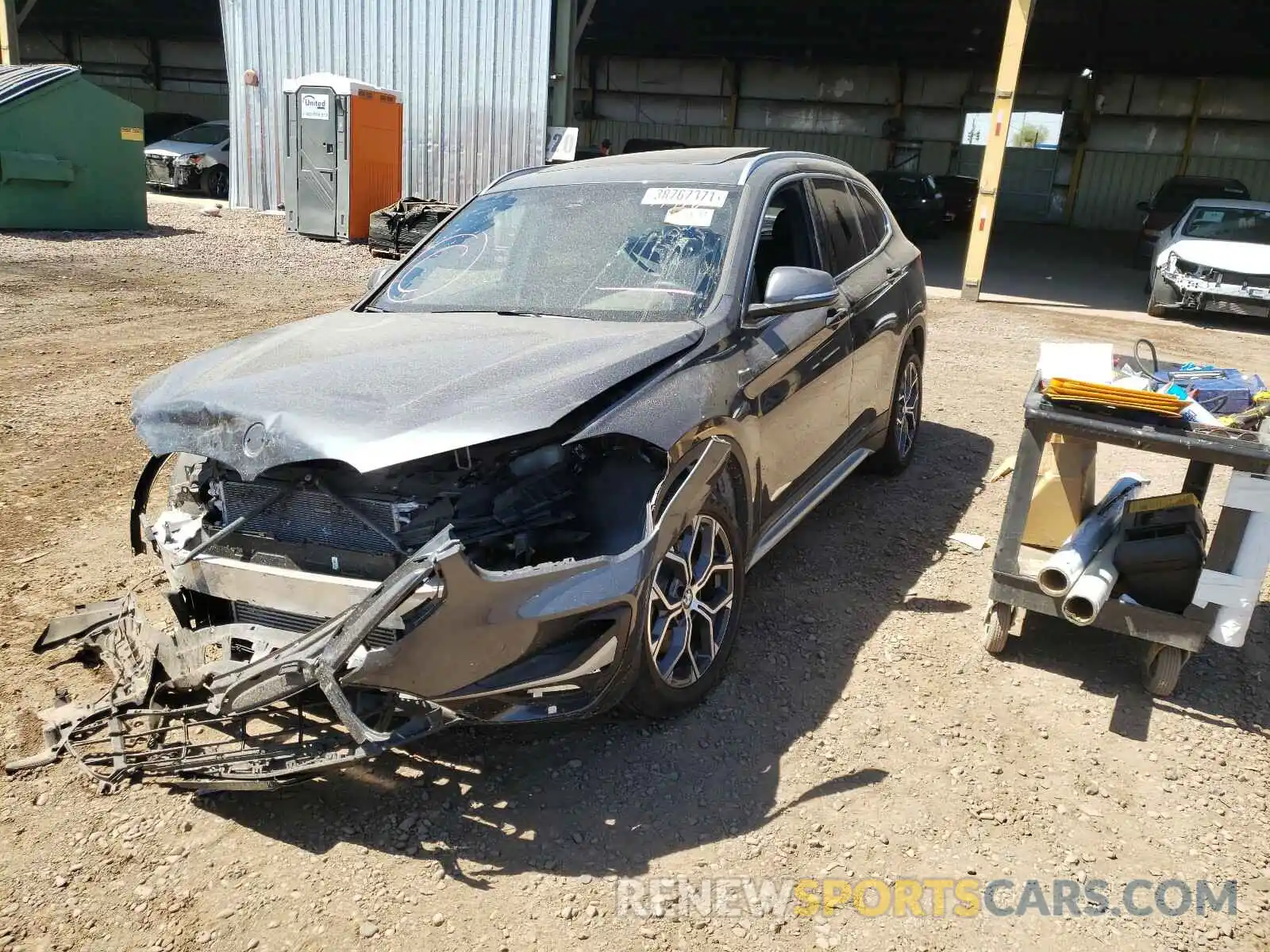 2 Фотография поврежденного автомобиля WBXJG9C09L5P89713 BMW X1 2020