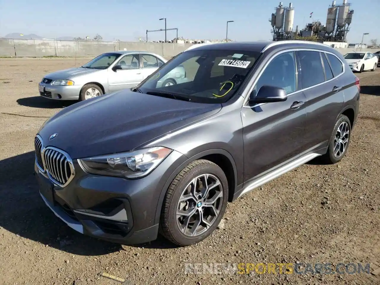 2 Фотография поврежденного автомобиля WBXJG9C09L5P91137 BMW X1 2020