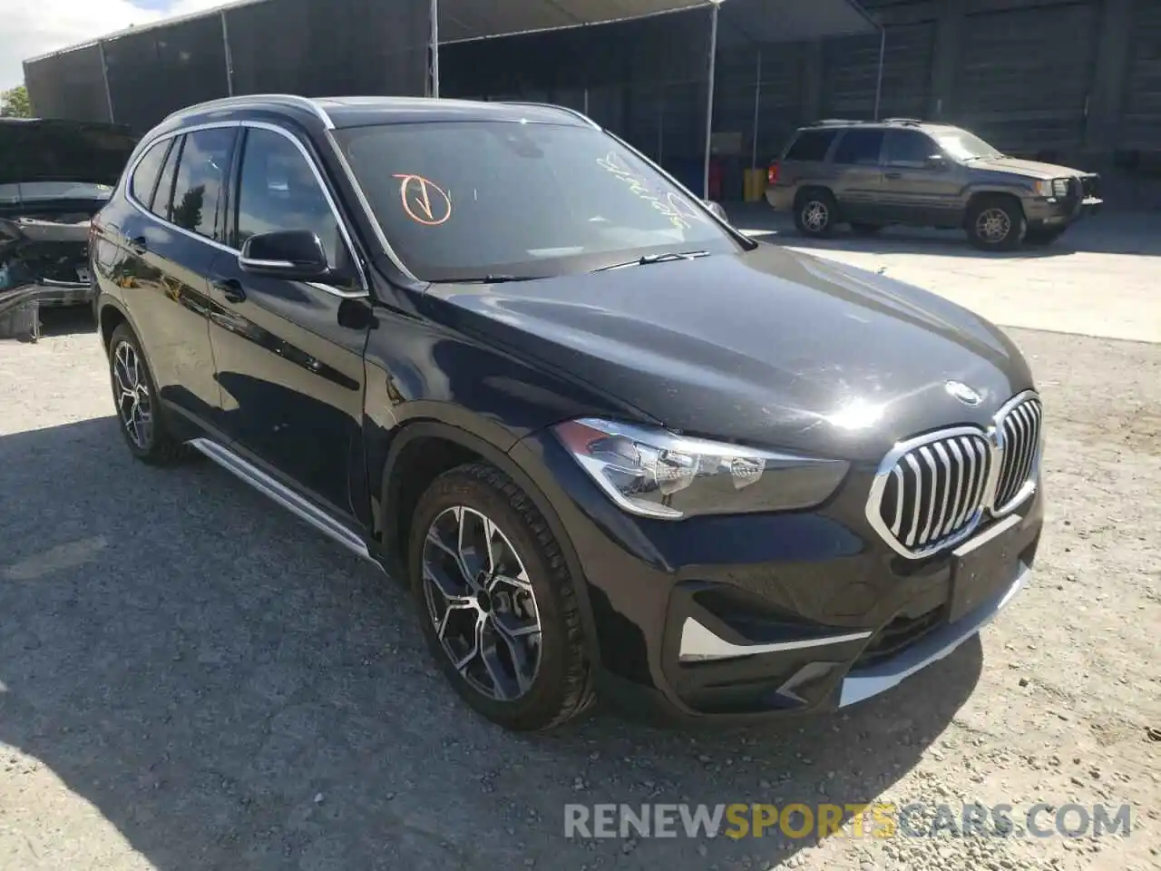 1 Фотография поврежденного автомобиля WBXJG9C09L5R01698 BMW X1 2020