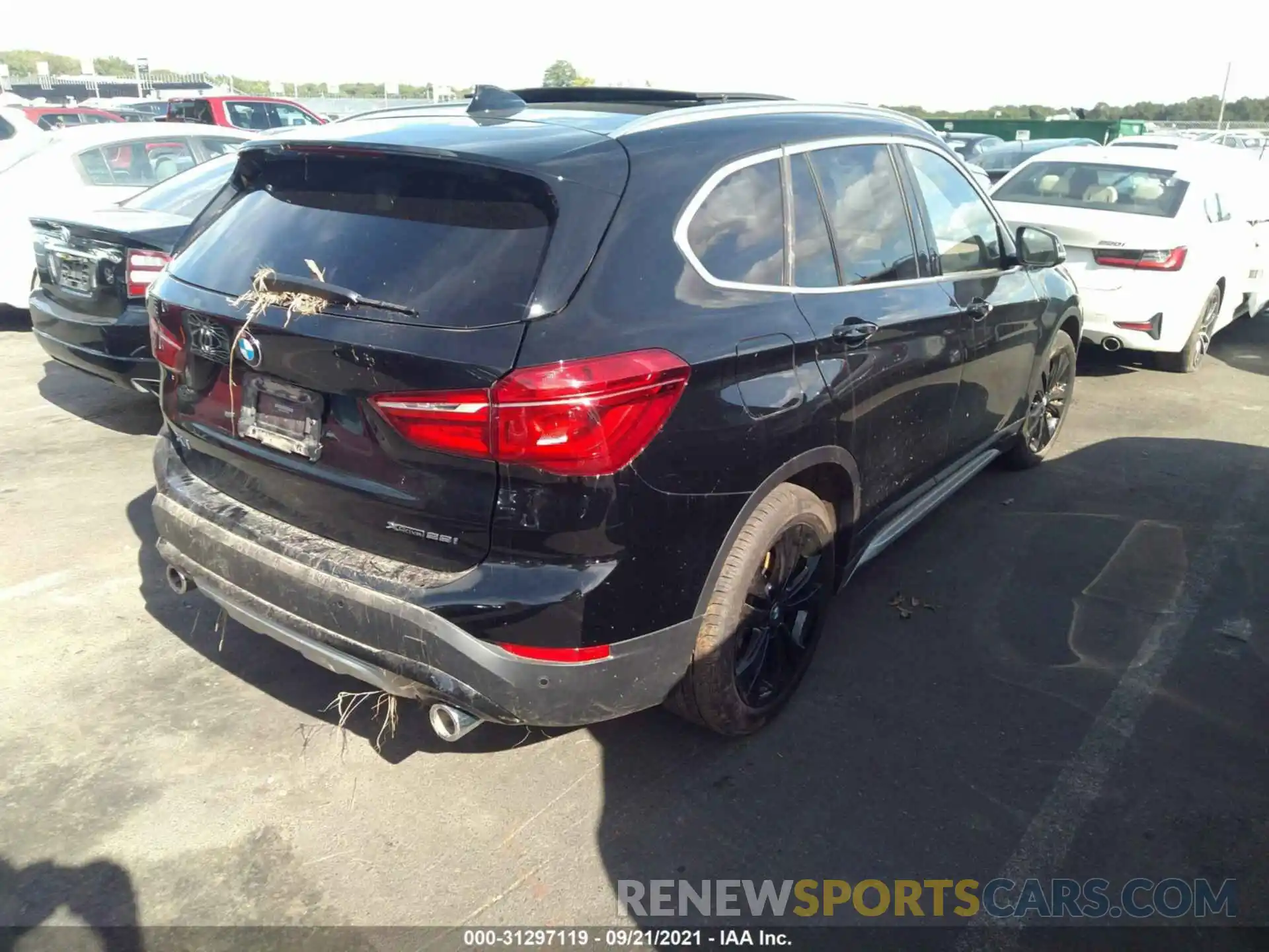 4 Фотография поврежденного автомобиля WBXJG9C09L5R81326 BMW X1 2020