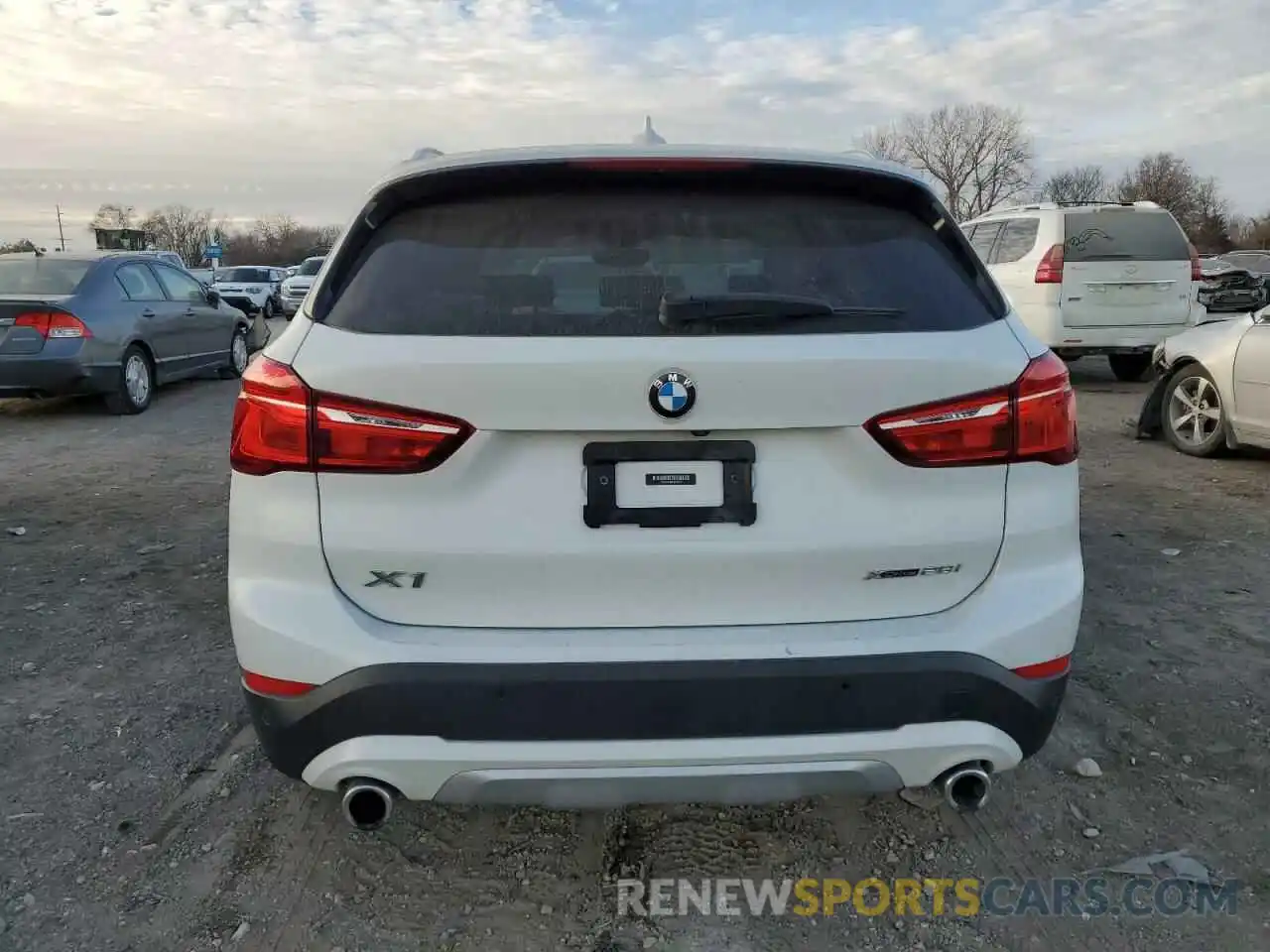 6 Photograph of a damaged car WBXJG9C0XL5P79773 BMW X1 2020