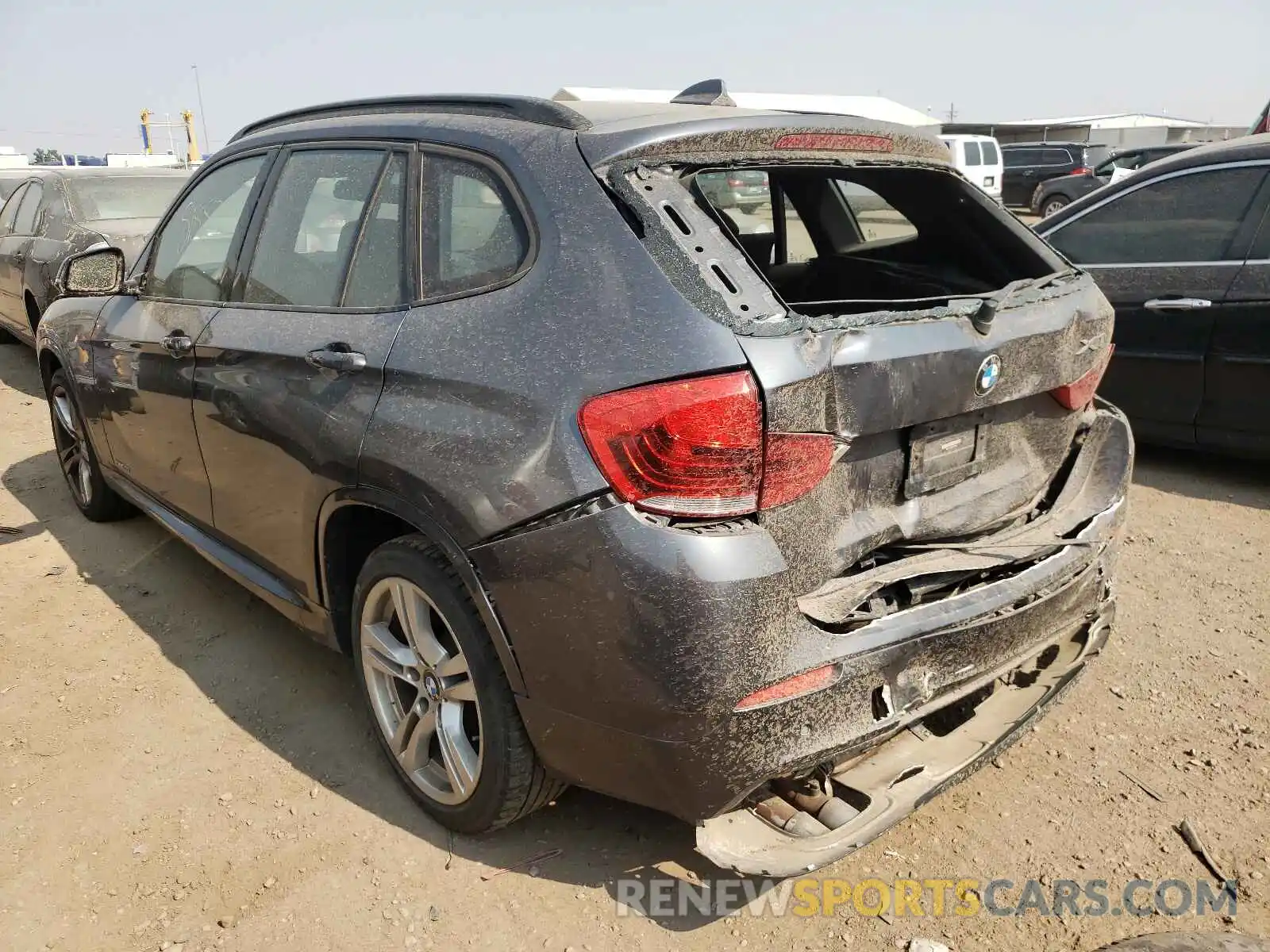 3 Фотография поврежденного автомобиля WBAVL1C50EVY24064 BMW X1 2021