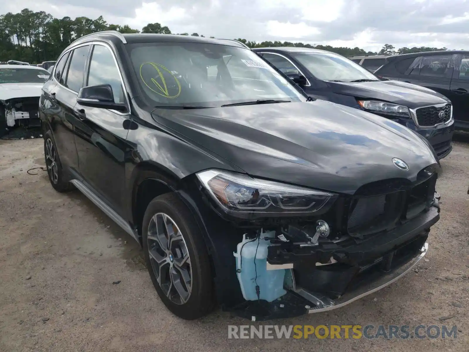 1 Photograph of a damaged car WBXJG7C00M3M77796 BMW X1 2021