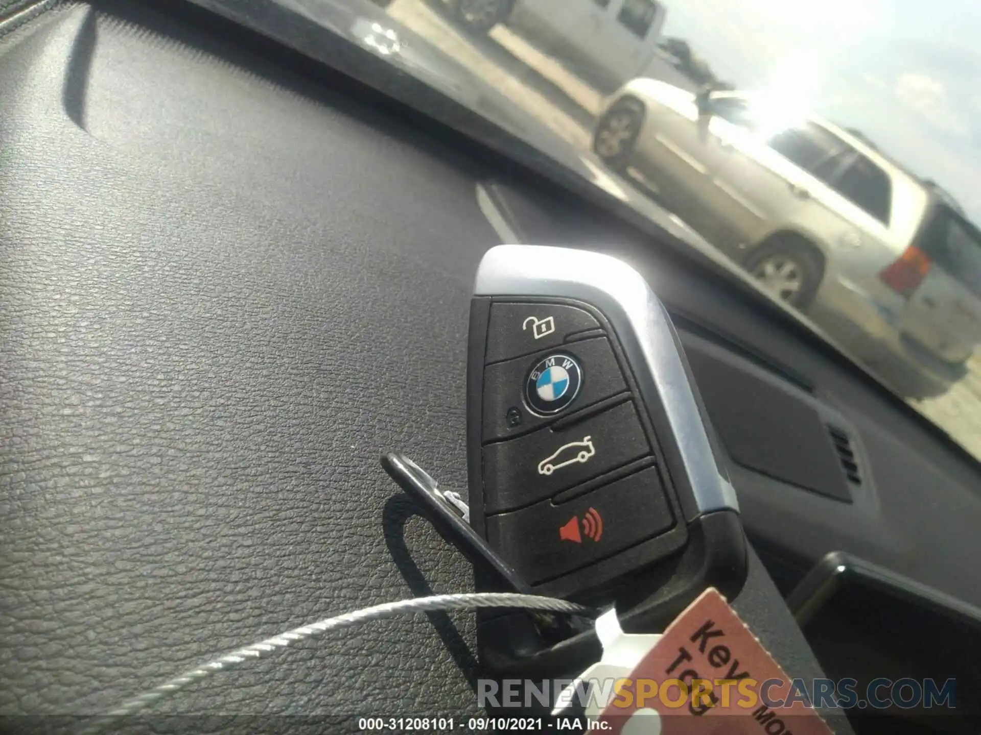 11 Фотография поврежденного автомобиля WBXJG7C00M5S55148 BMW X1 2021