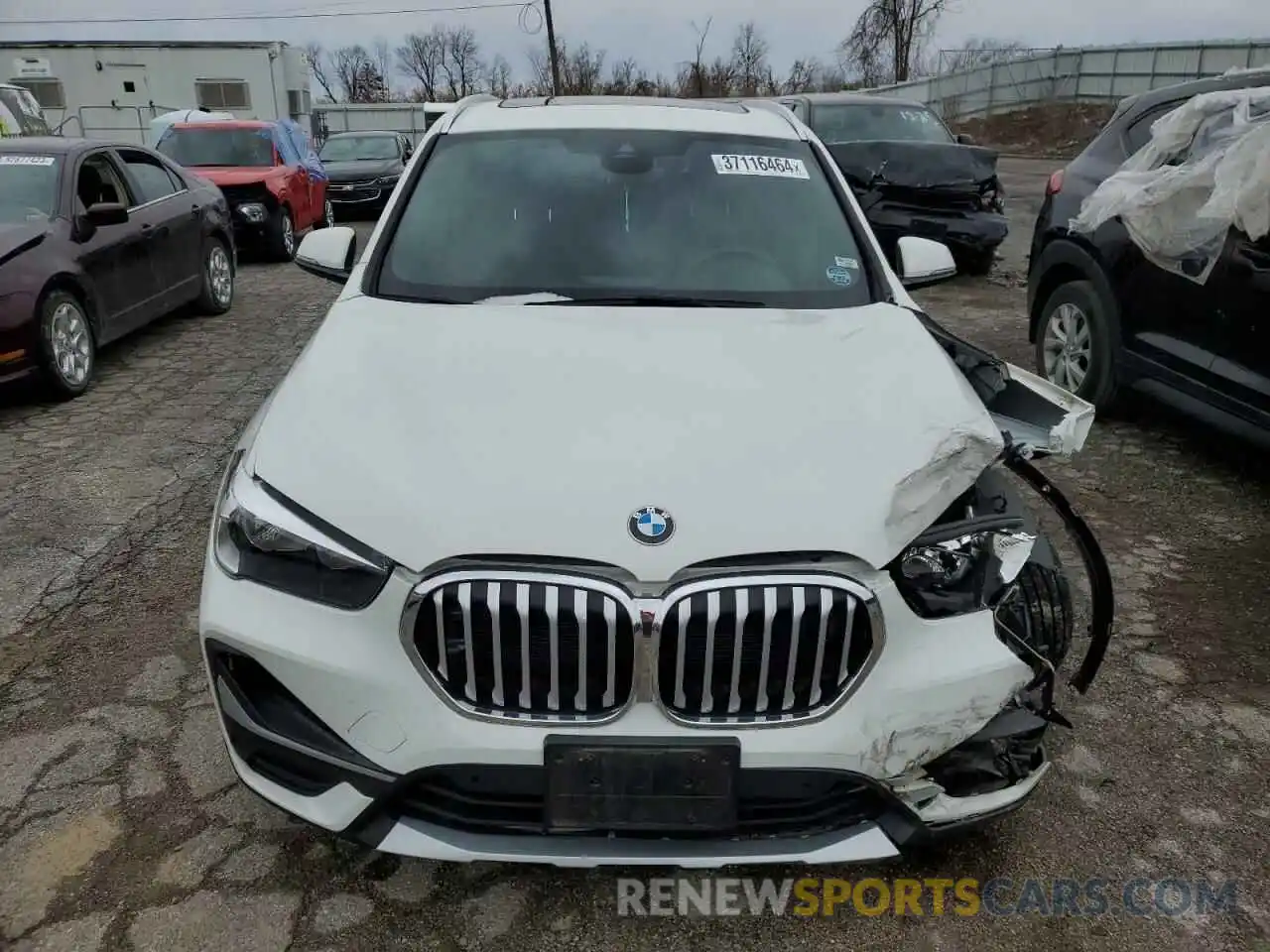 5 Фотография поврежденного автомобиля WBXJG7C00M5S82088 BMW X1 2021