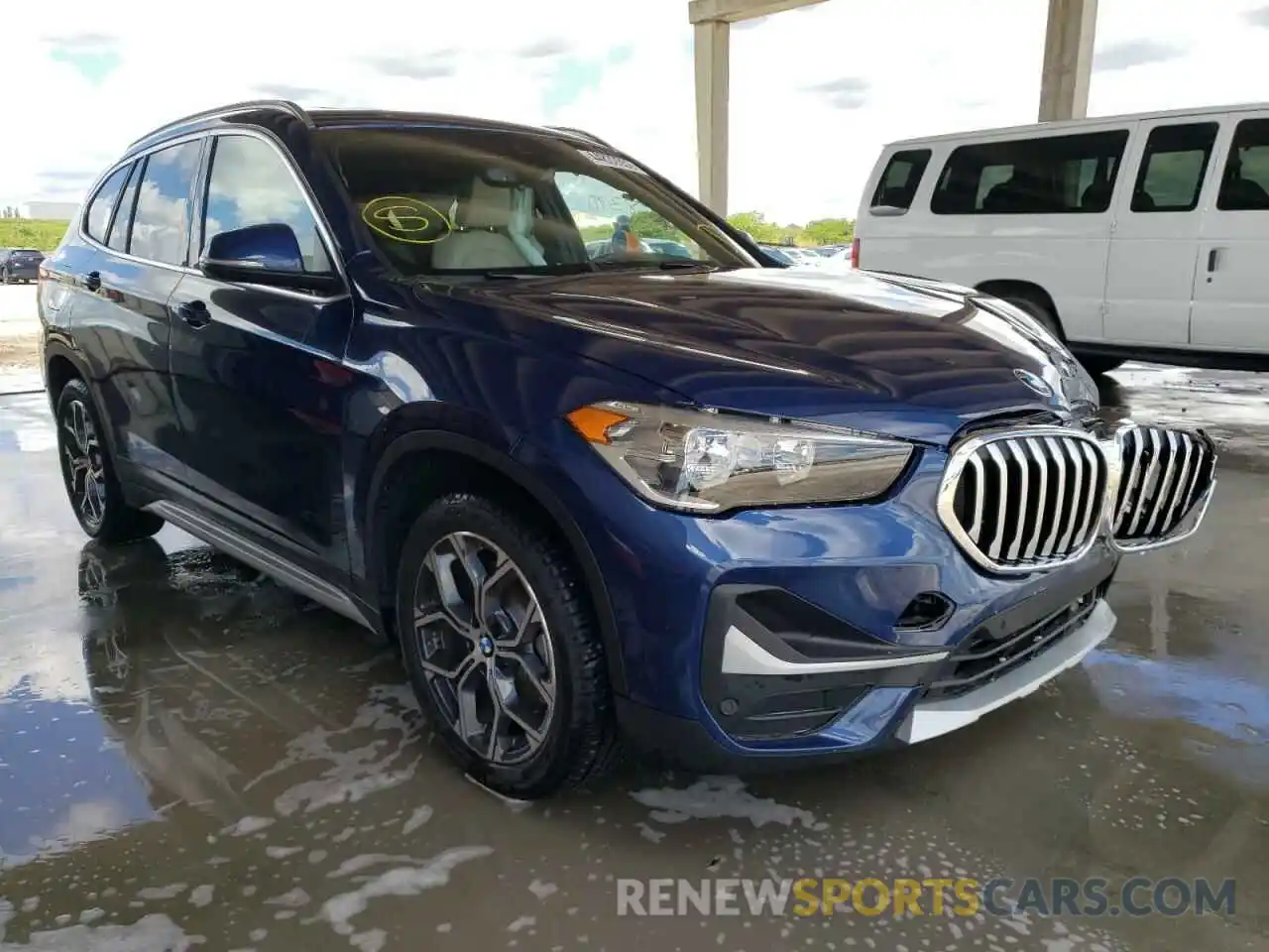 1 Photograph of a damaged car WBXJG7C00M5U12726 BMW X1 2021