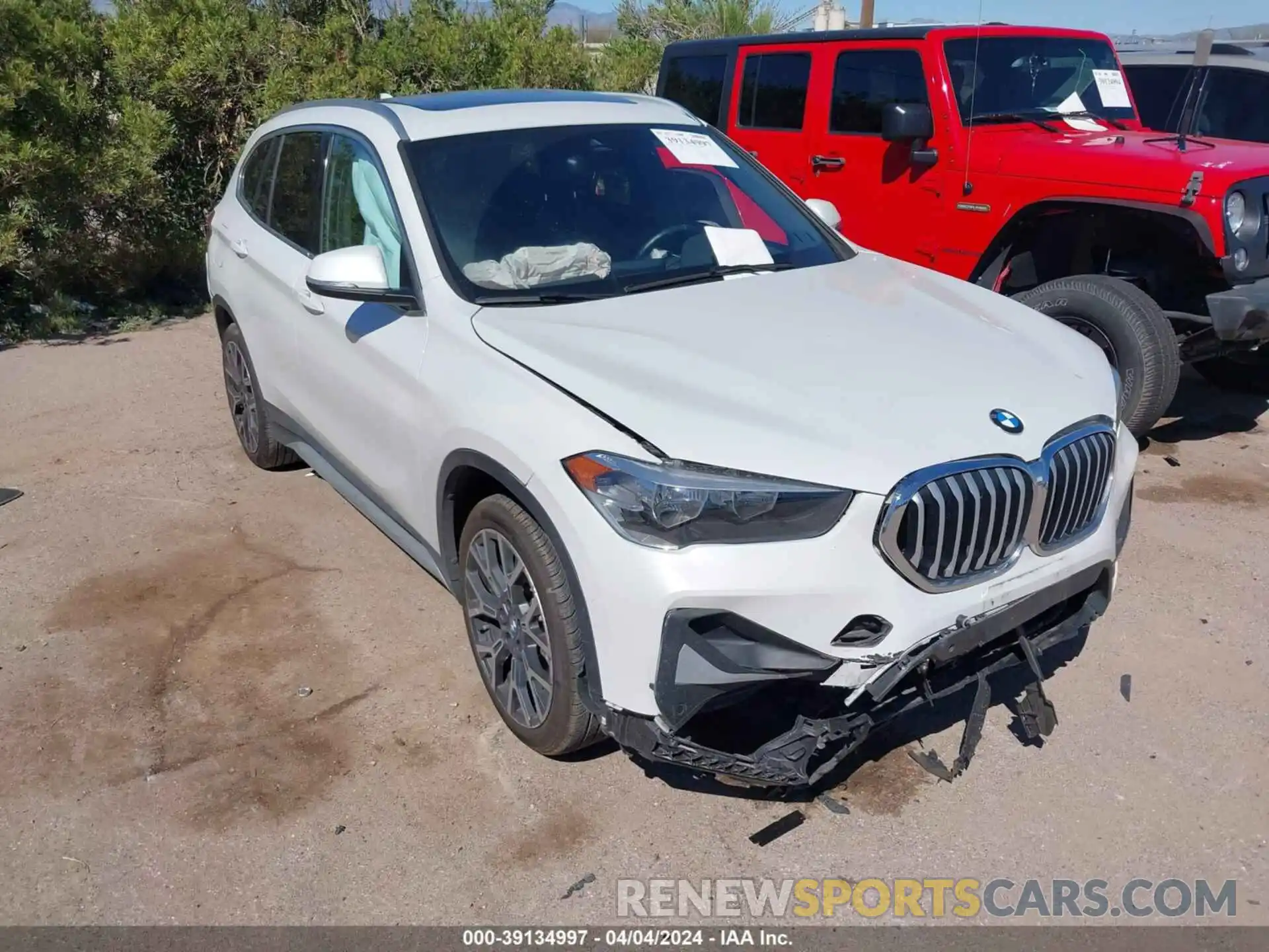 1 Photograph of a damaged car WBXJG7C00M5U25847 BMW X1 2021