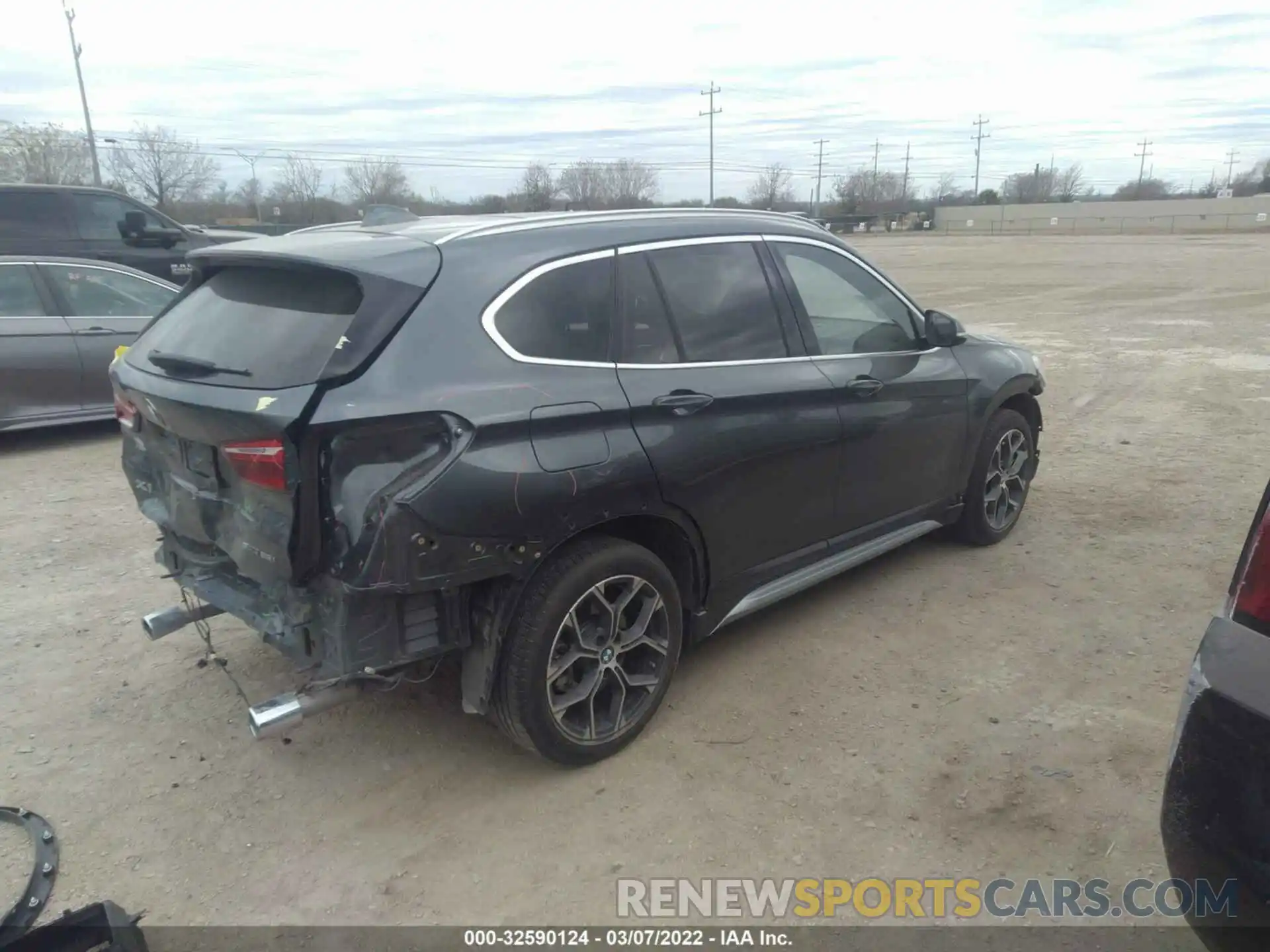 4 Photograph of a damaged car WBXJG7C02M5T77056 BMW X1 2021