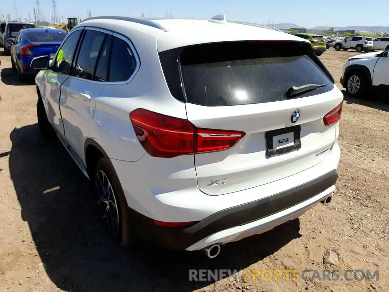 3 Photograph of a damaged car WBXJG7C02M5U05700 BMW X1 2021