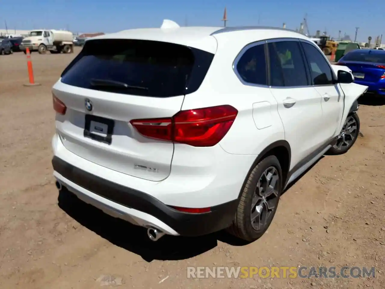 4 Фотография поврежденного автомобиля WBXJG7C02M5U05700 BMW X1 2021