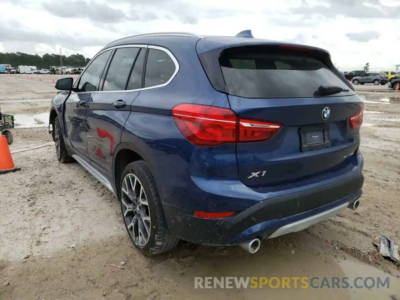 3 Photograph of a damaged car WBXJG7C03M5S26906 BMW X1 2021