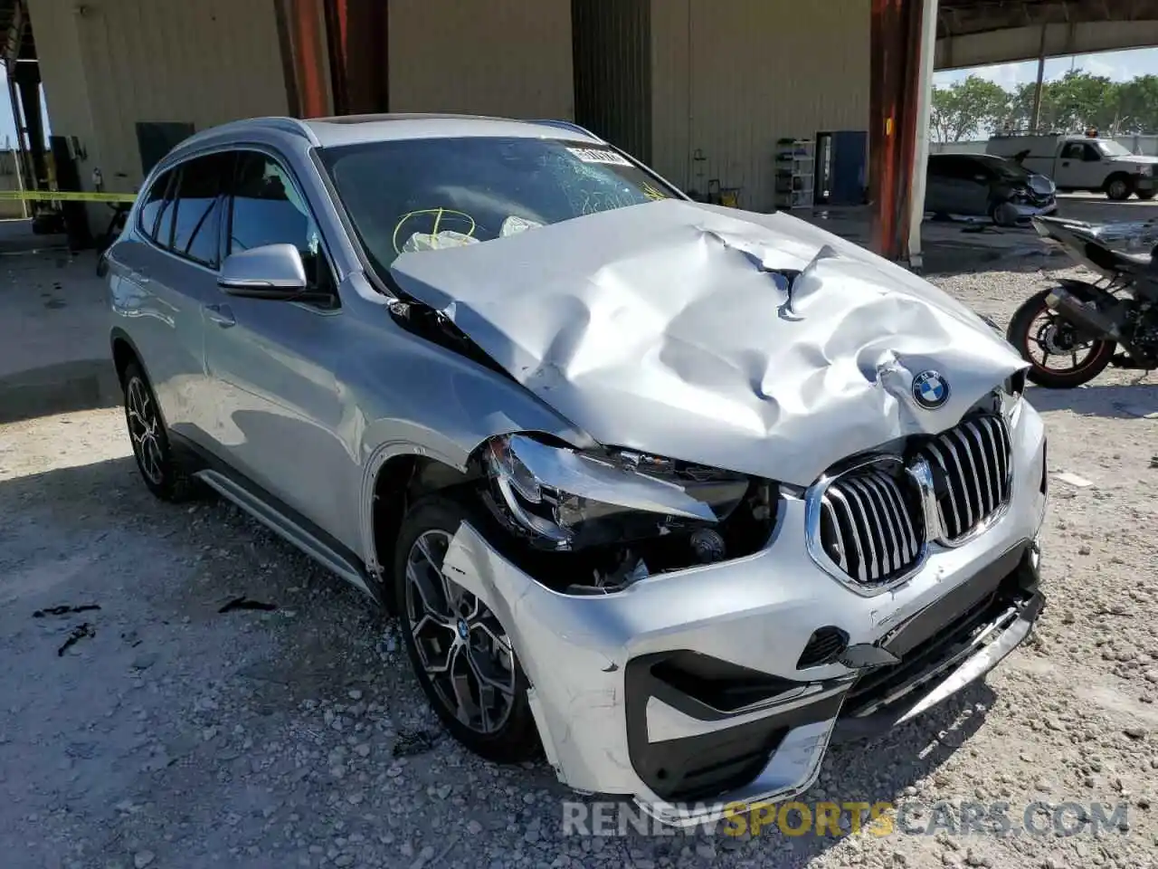 1 Photograph of a damaged car WBXJG7C03M5U04829 BMW X1 2021