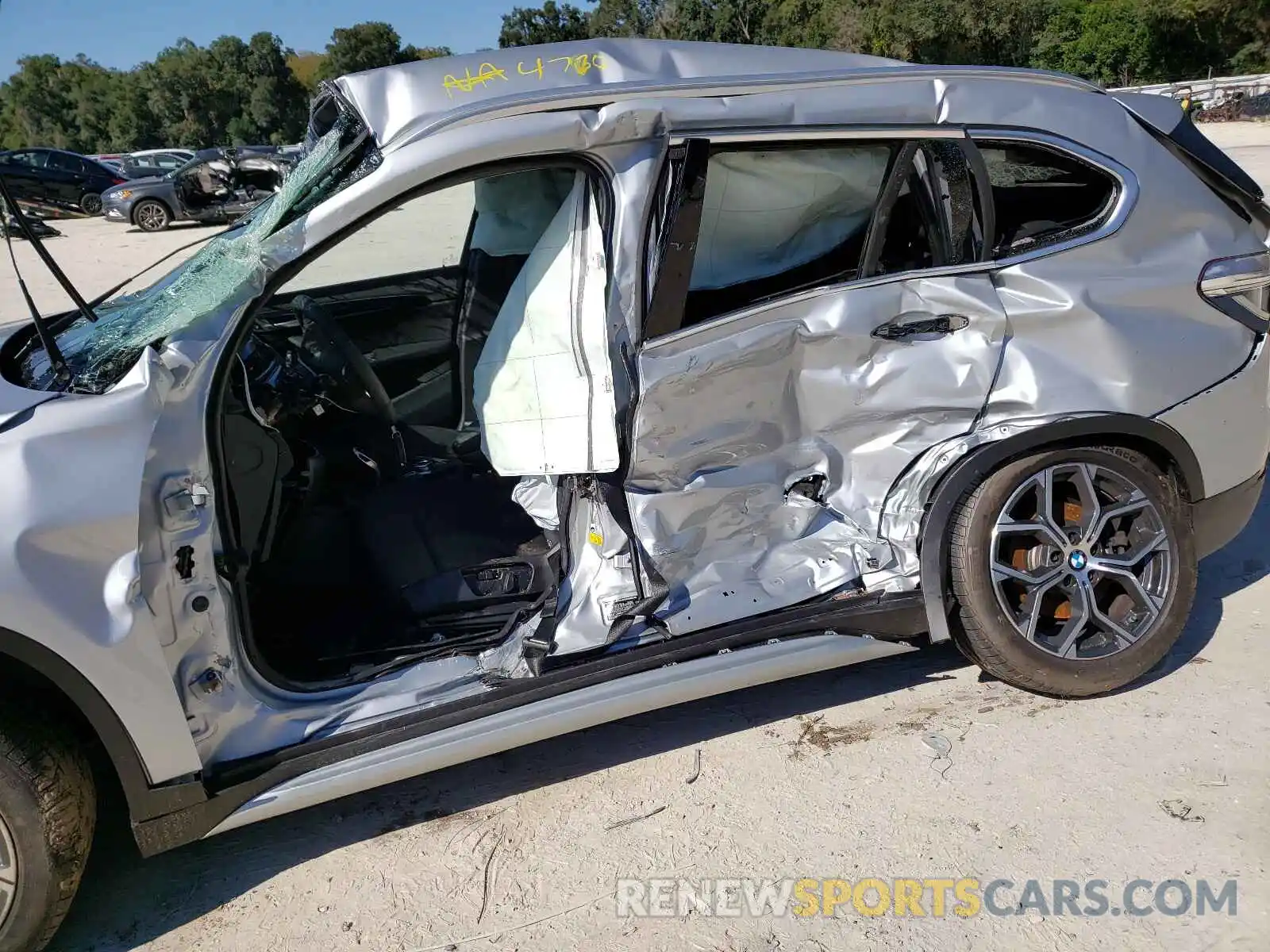 9 Photograph of a damaged car WBXJG7C04M5T18817 BMW X1 2021