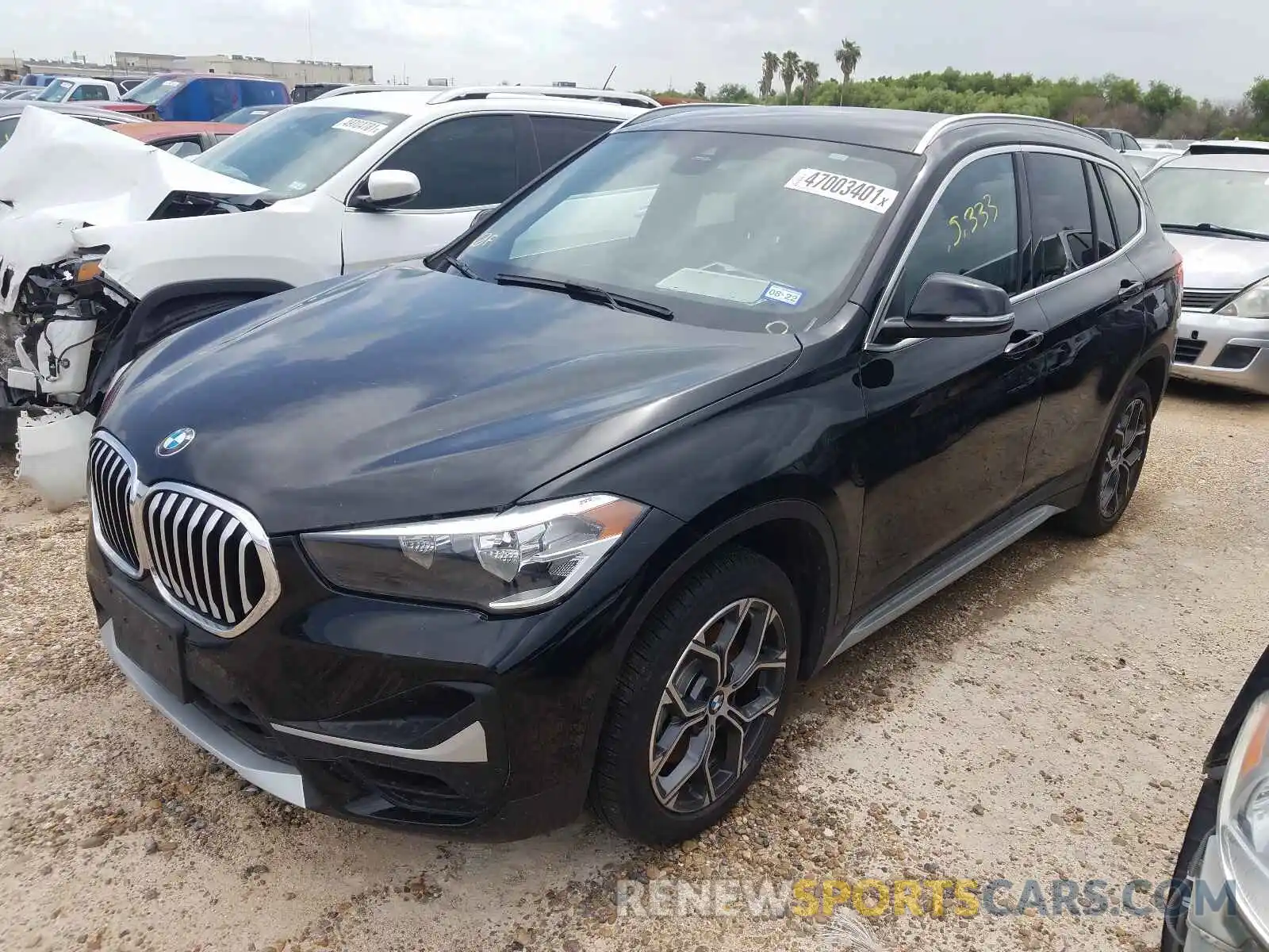 2 Фотография поврежденного автомобиля WBXJG7C05M5S04888 BMW X1 2021