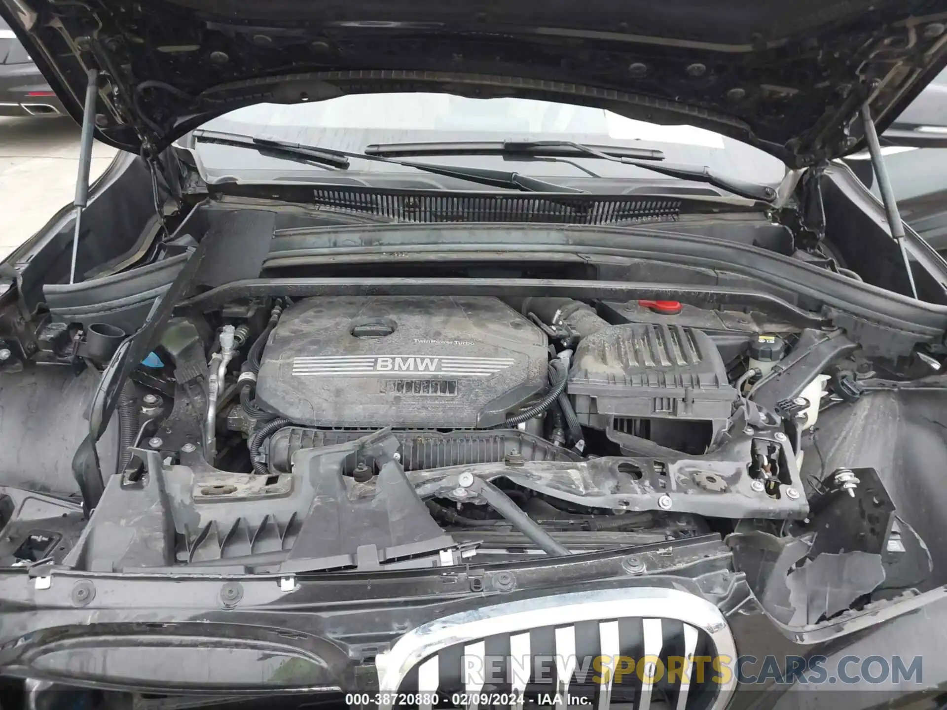 10 Фотография поврежденного автомобиля WBXJG7C05M5T77083 BMW X1 2021