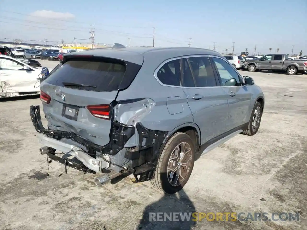 4 Photograph of a damaged car WBXJG7C05M5U30476 BMW X1 2021