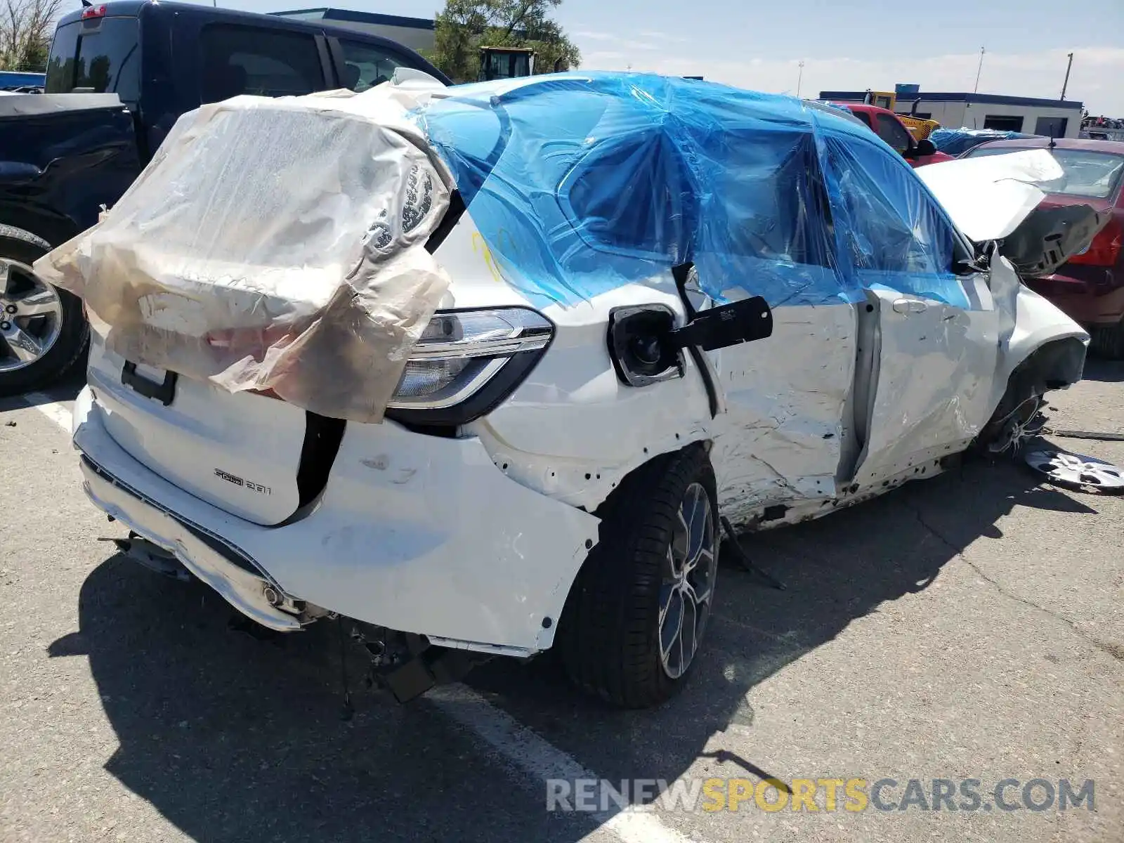 4 Photograph of a damaged car WBXJG7C06M5S01546 BMW X1 2021