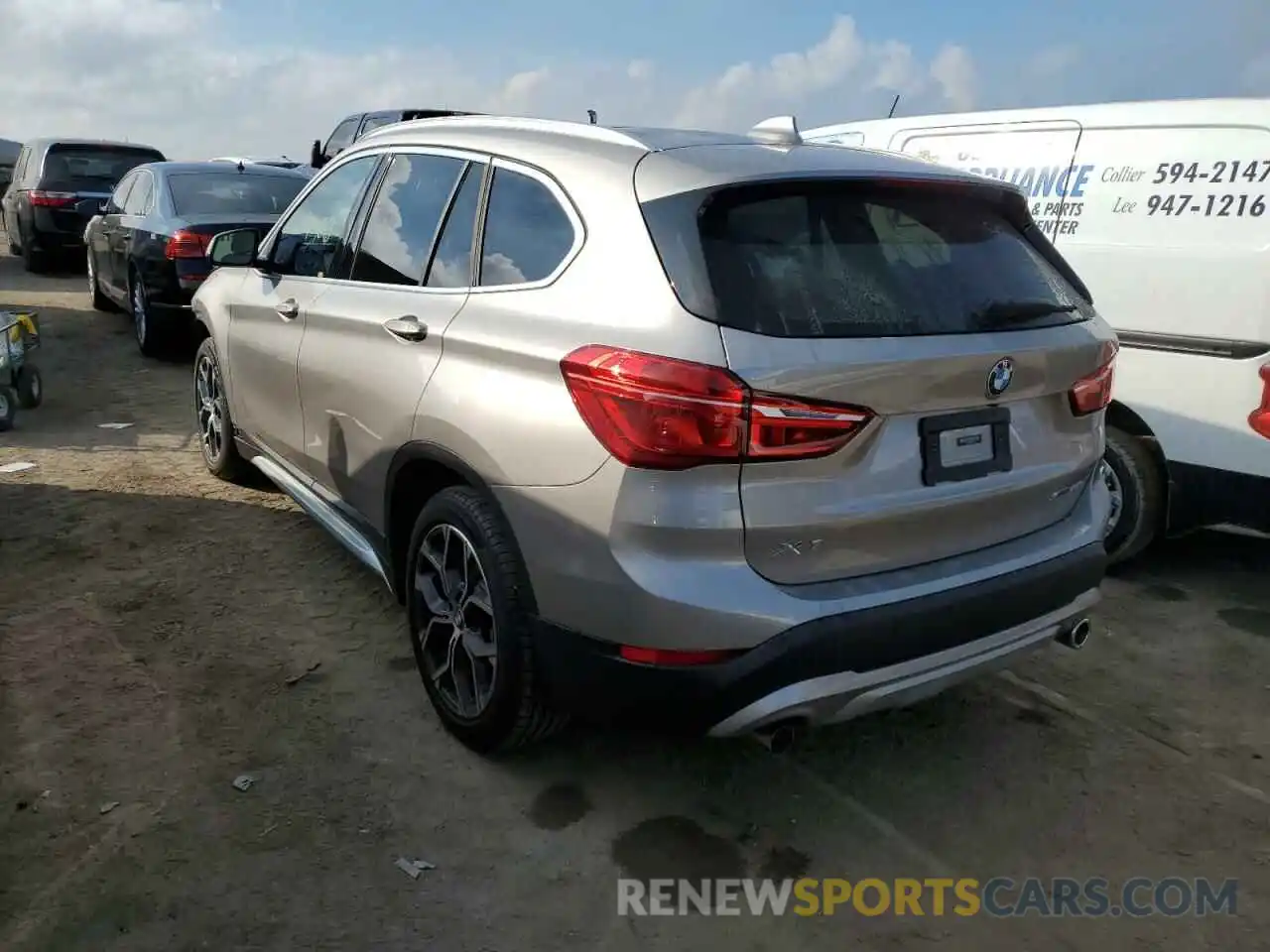 3 Photograph of a damaged car WBXJG7C06M5T46652 BMW X1 2021