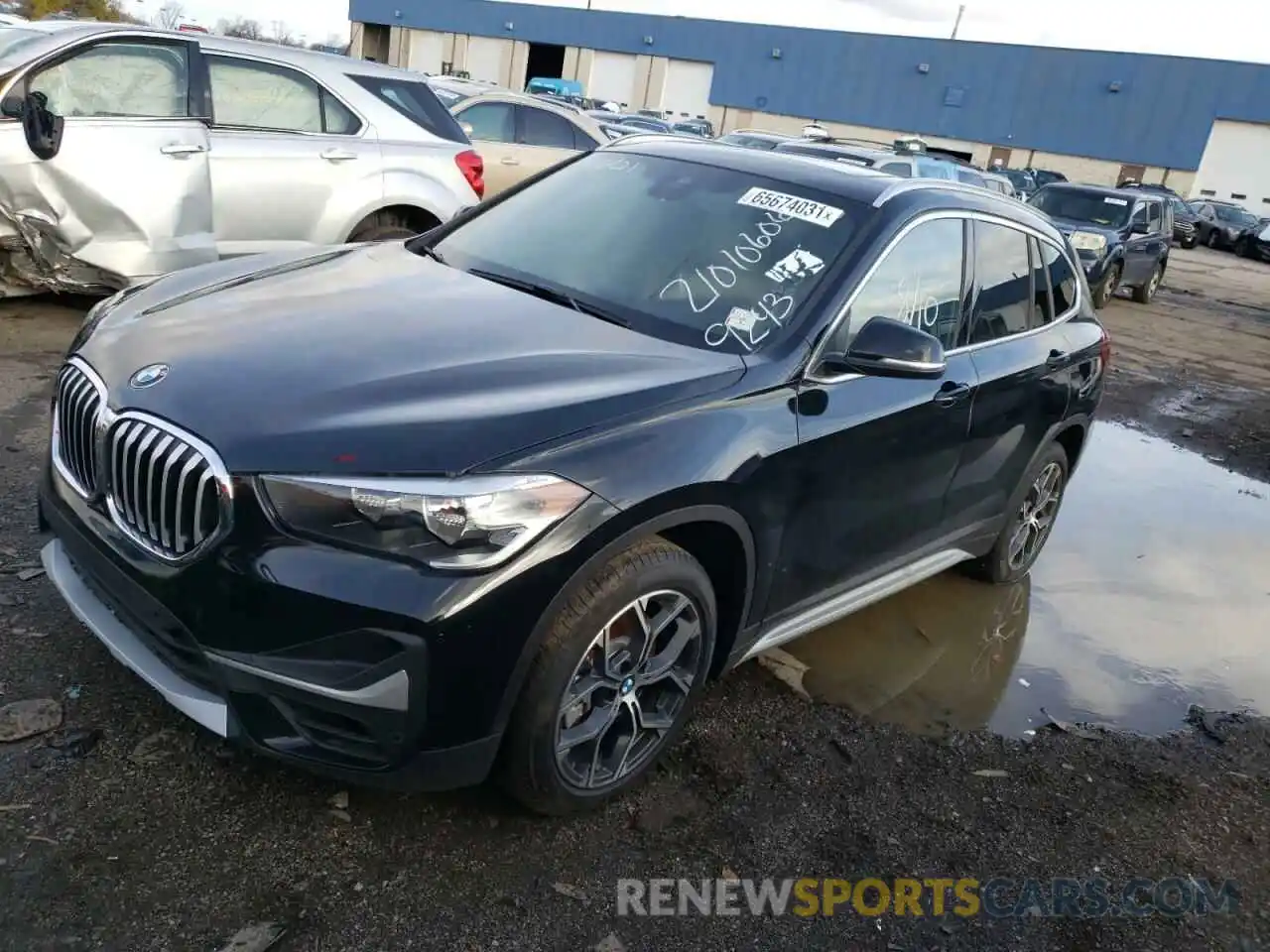 2 Фотография поврежденного автомобиля WBXJG7C06M5T89243 BMW X1 2021