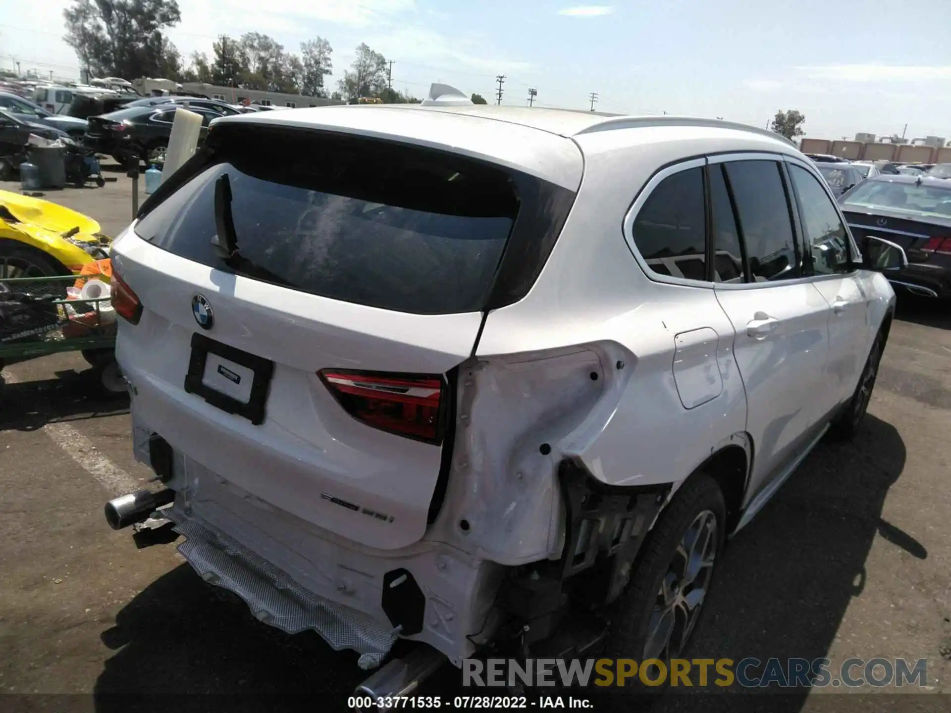 4 Photograph of a damaged car WBXJG7C06M5U26047 BMW X1 2021