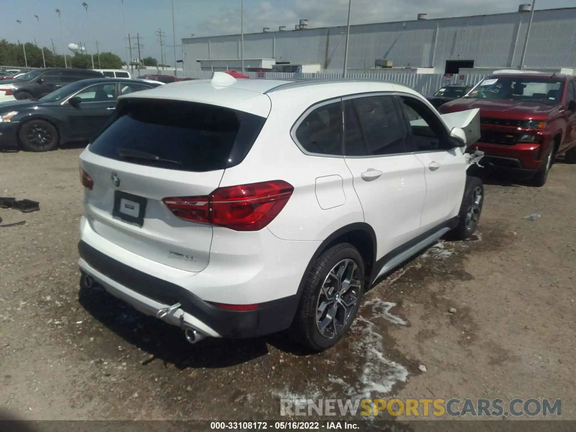 4 Фотография поврежденного автомобиля WBXJG7C06M5U36710 BMW X1 2021