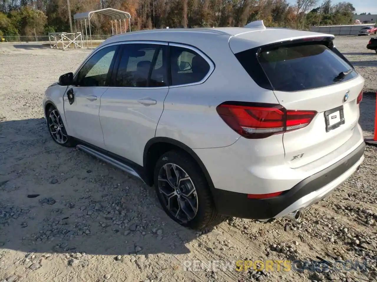 3 Фотография поврежденного автомобиля WBXJG7C06M5U37906 BMW X1 2021