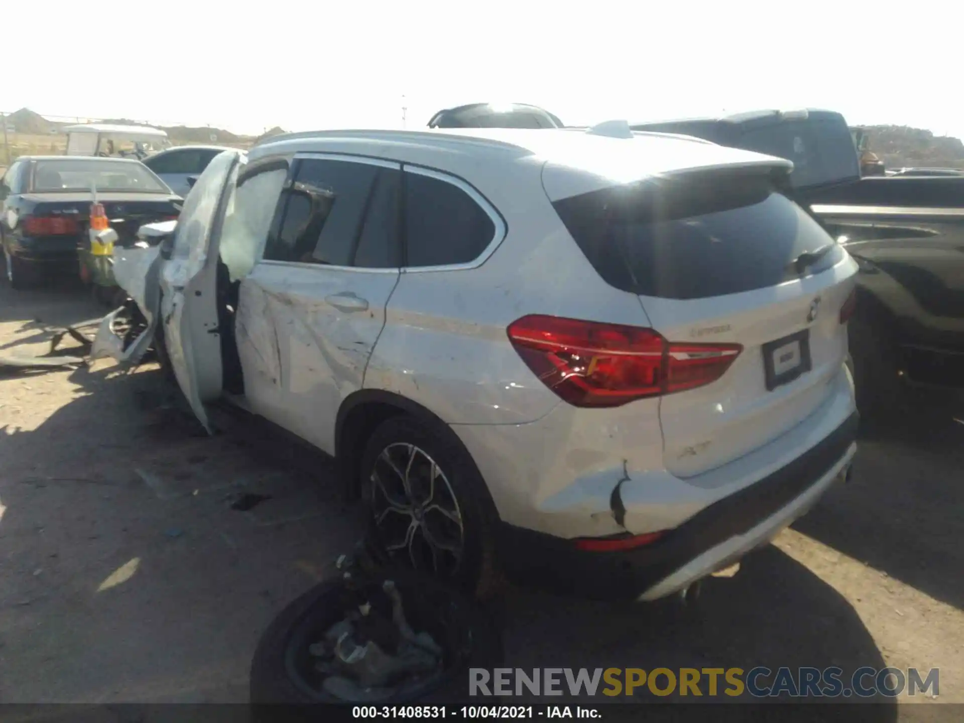 3 Photograph of a damaged car WBXJG7C07M5S10157 BMW X1 2021