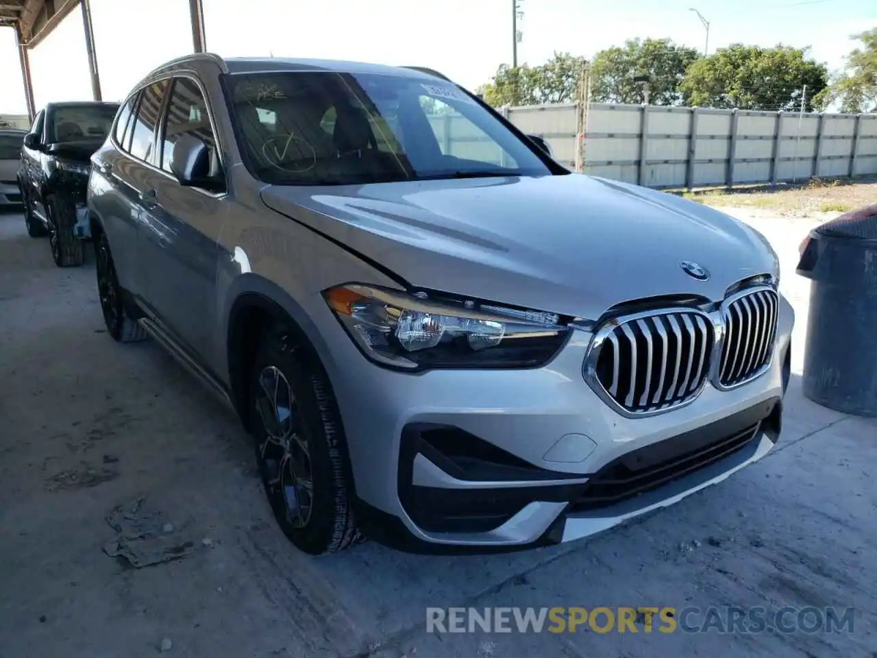 1 Photograph of a damaged car WBXJG7C07M5U00458 BMW X1 2021