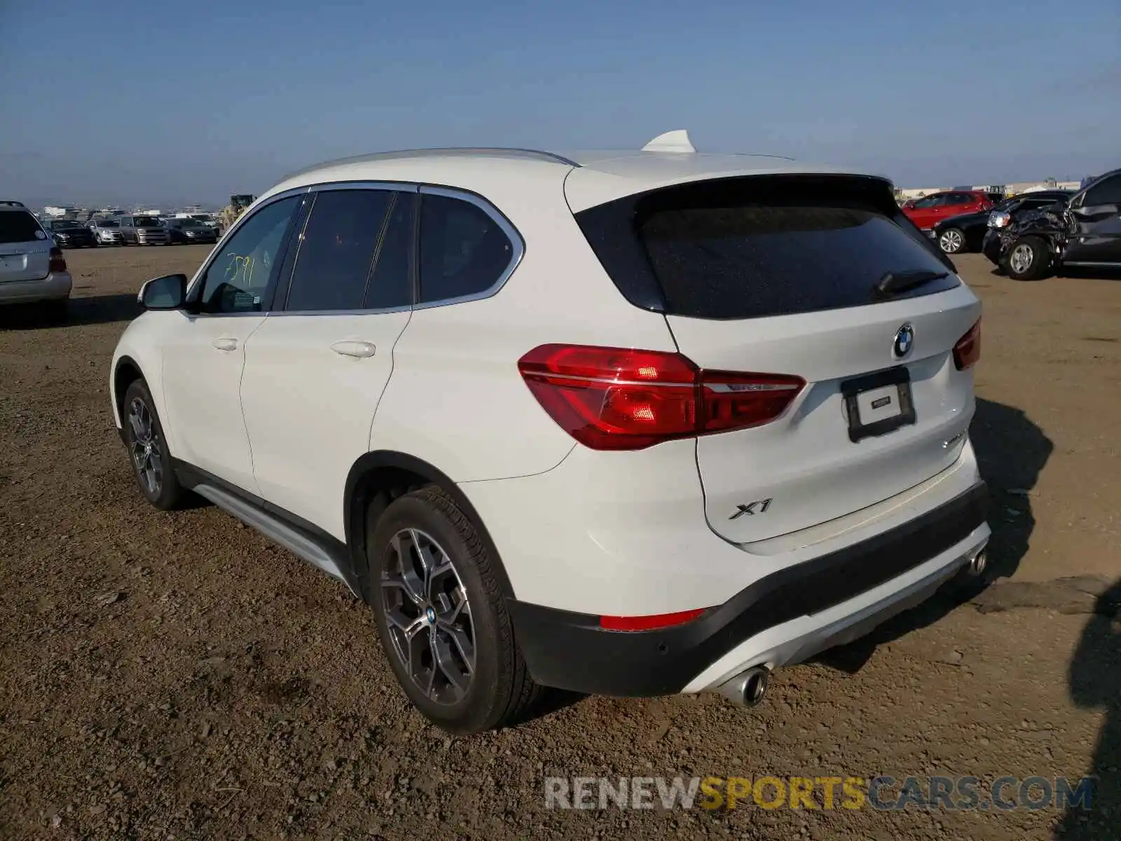 3 Photograph of a damaged car WBXJG7C08M5S16923 BMW X1 2021