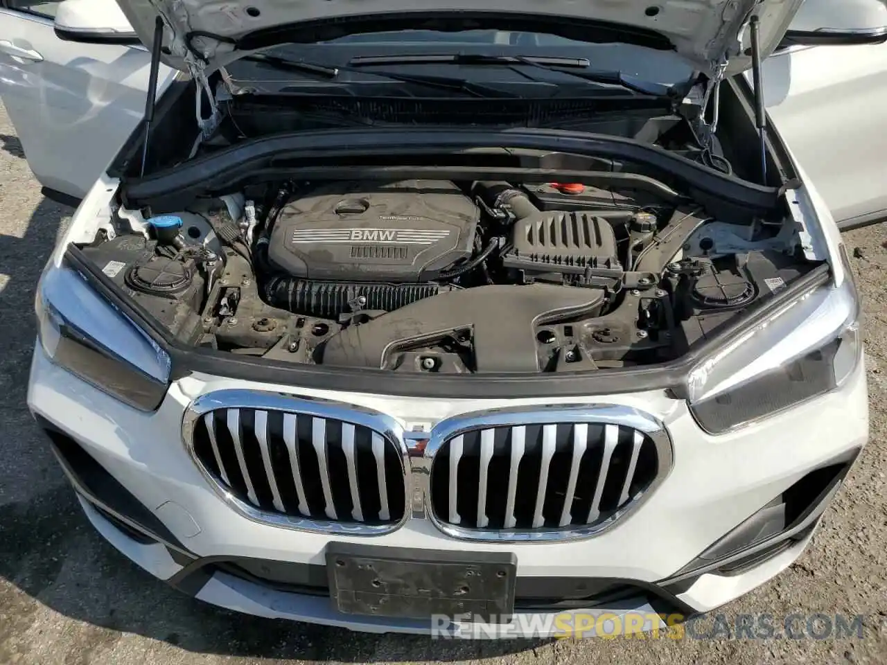12 Фотография поврежденного автомобиля WBXJG7C08M5U26762 BMW X1 2021