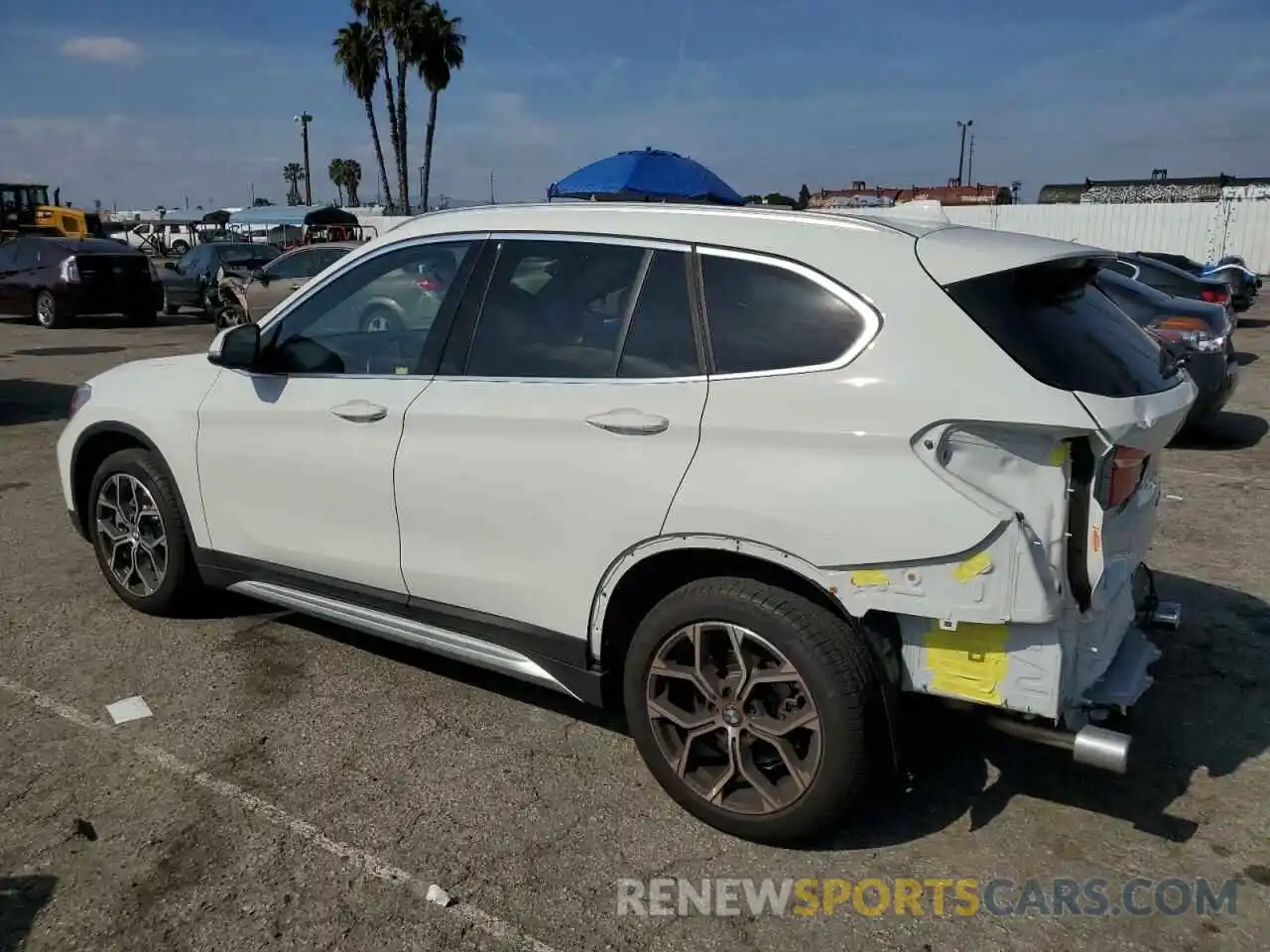 2 Photograph of a damaged car WBXJG7C08M5U26762 BMW X1 2021