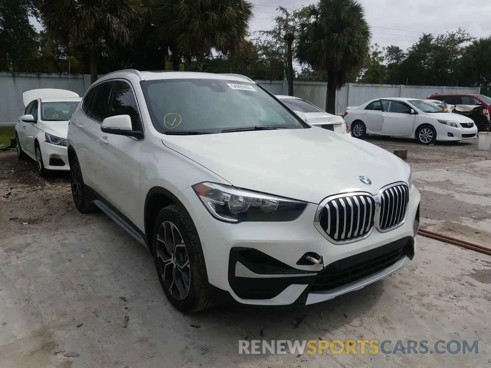 1 Photograph of a damaged car WBXJG7C09M5S11035 BMW X1 2021