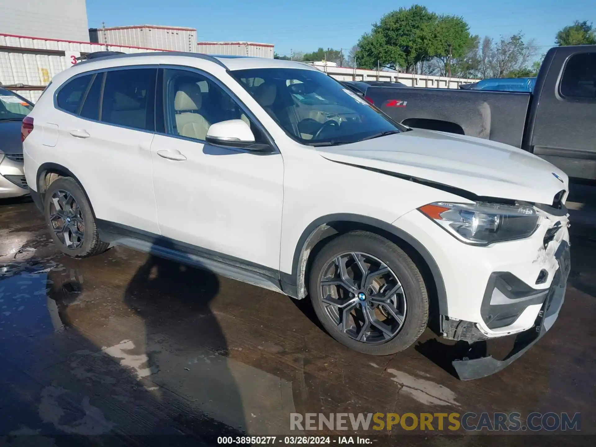 1 Photograph of a damaged car WBXJG7C09M5S95745 BMW X1 2021