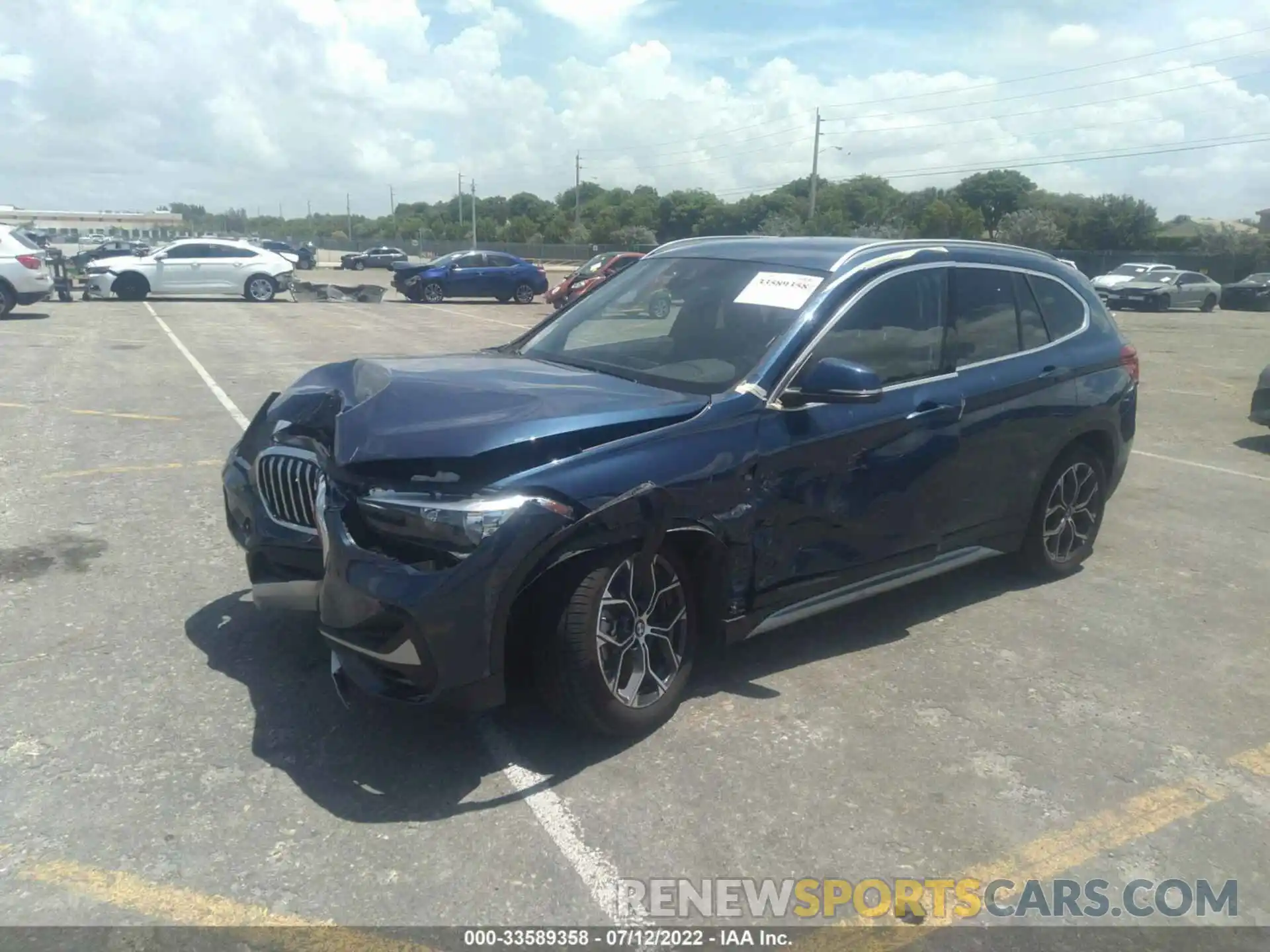 2 Фотография поврежденного автомобиля WBXJG7C0XM5T88869 BMW X1 2021