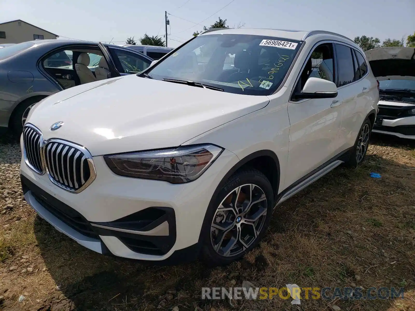 2 Фотография поврежденного автомобиля WBXJG9C00M5T08152 BMW X1 2021