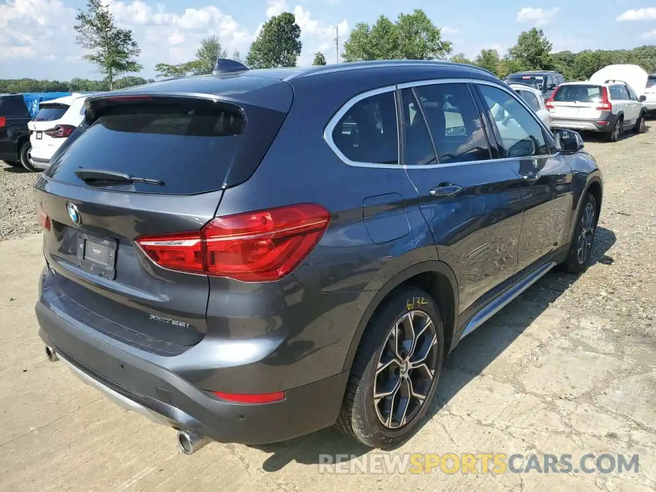 4 Photograph of a damaged car WBXJG9C00M5U01365 BMW X1 2021