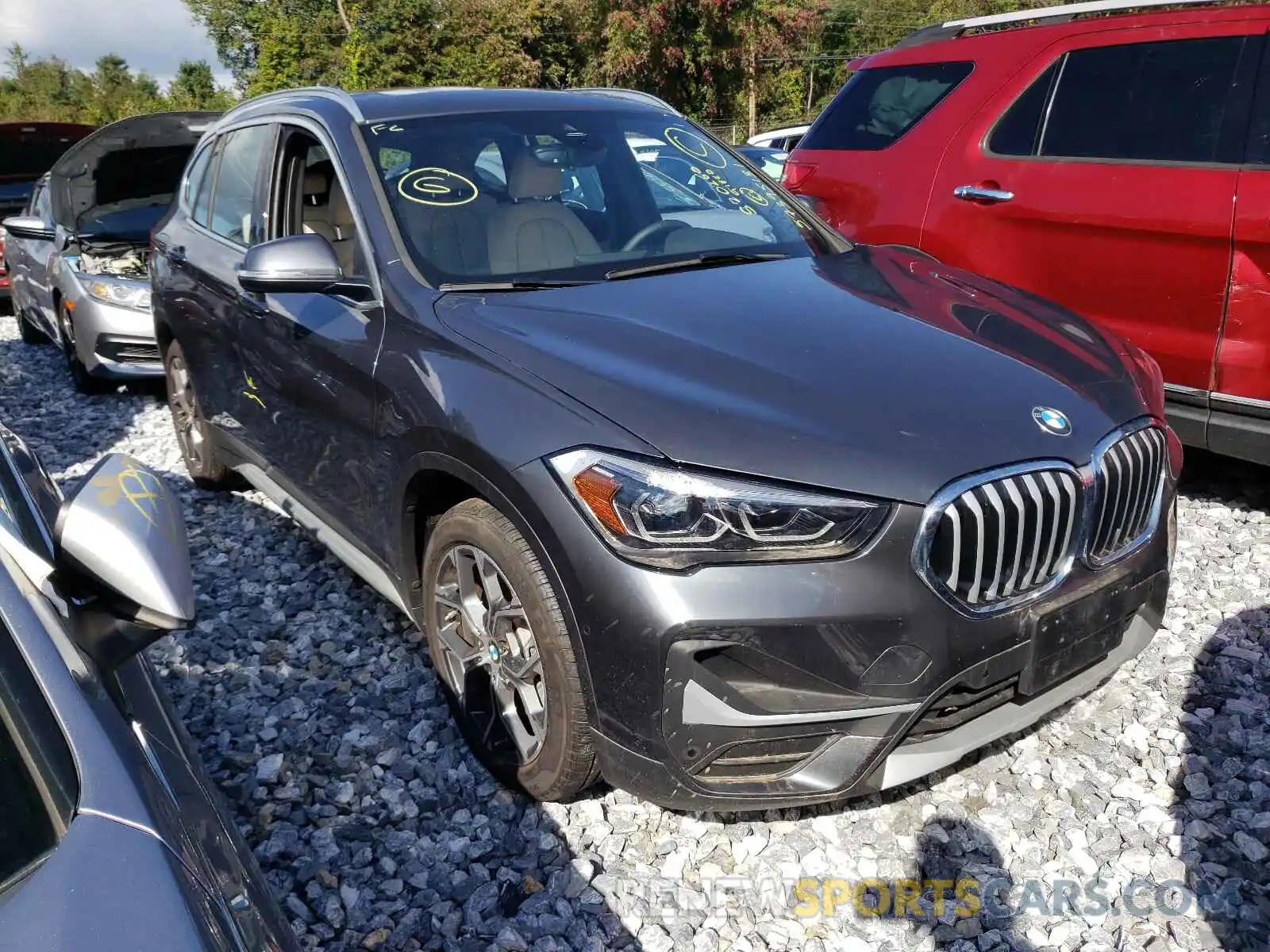 1 Photograph of a damaged car WBXJG9C01M5S20260 BMW X1 2021